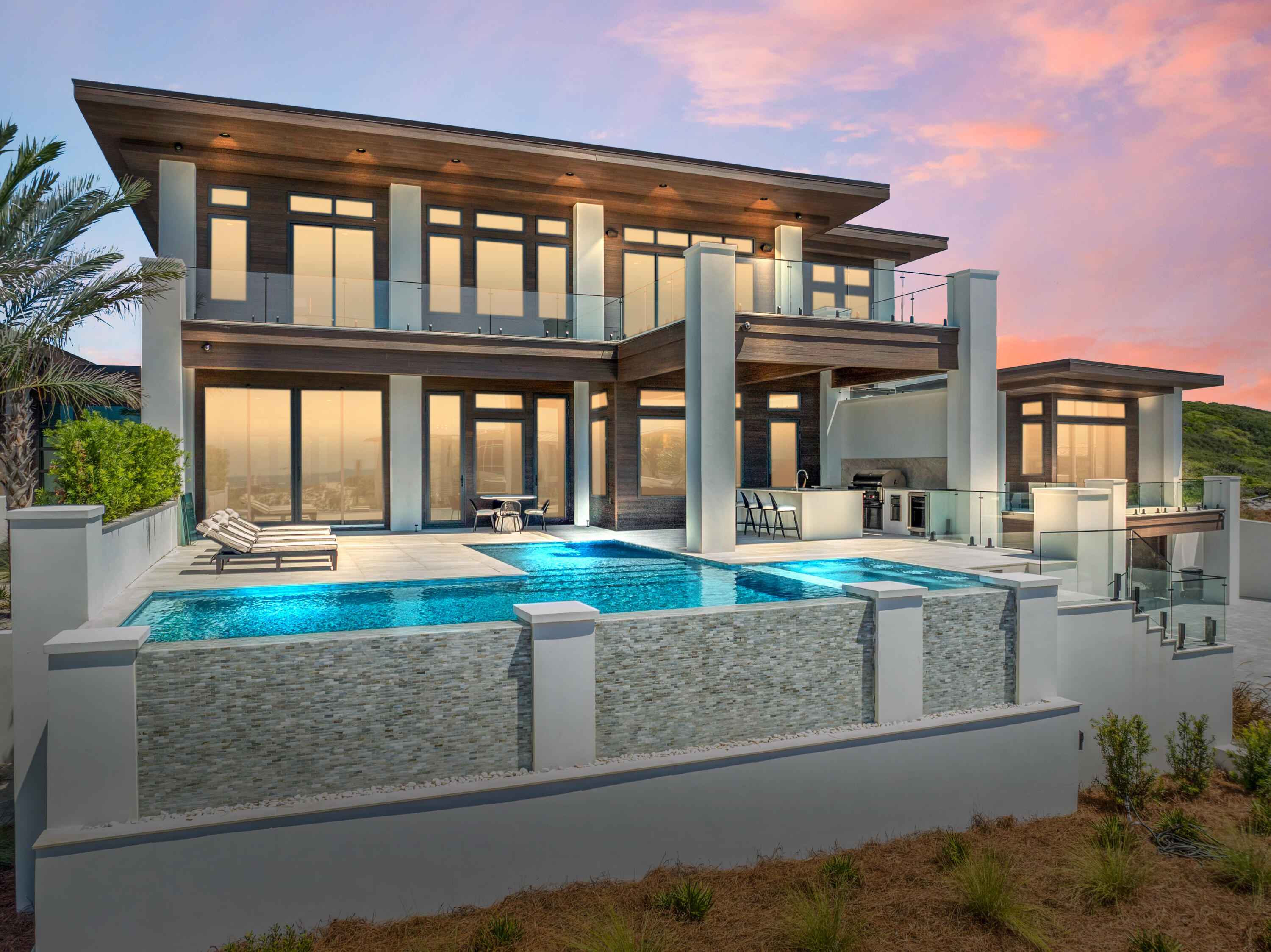 FOUR MILE VILLAGE - Residential