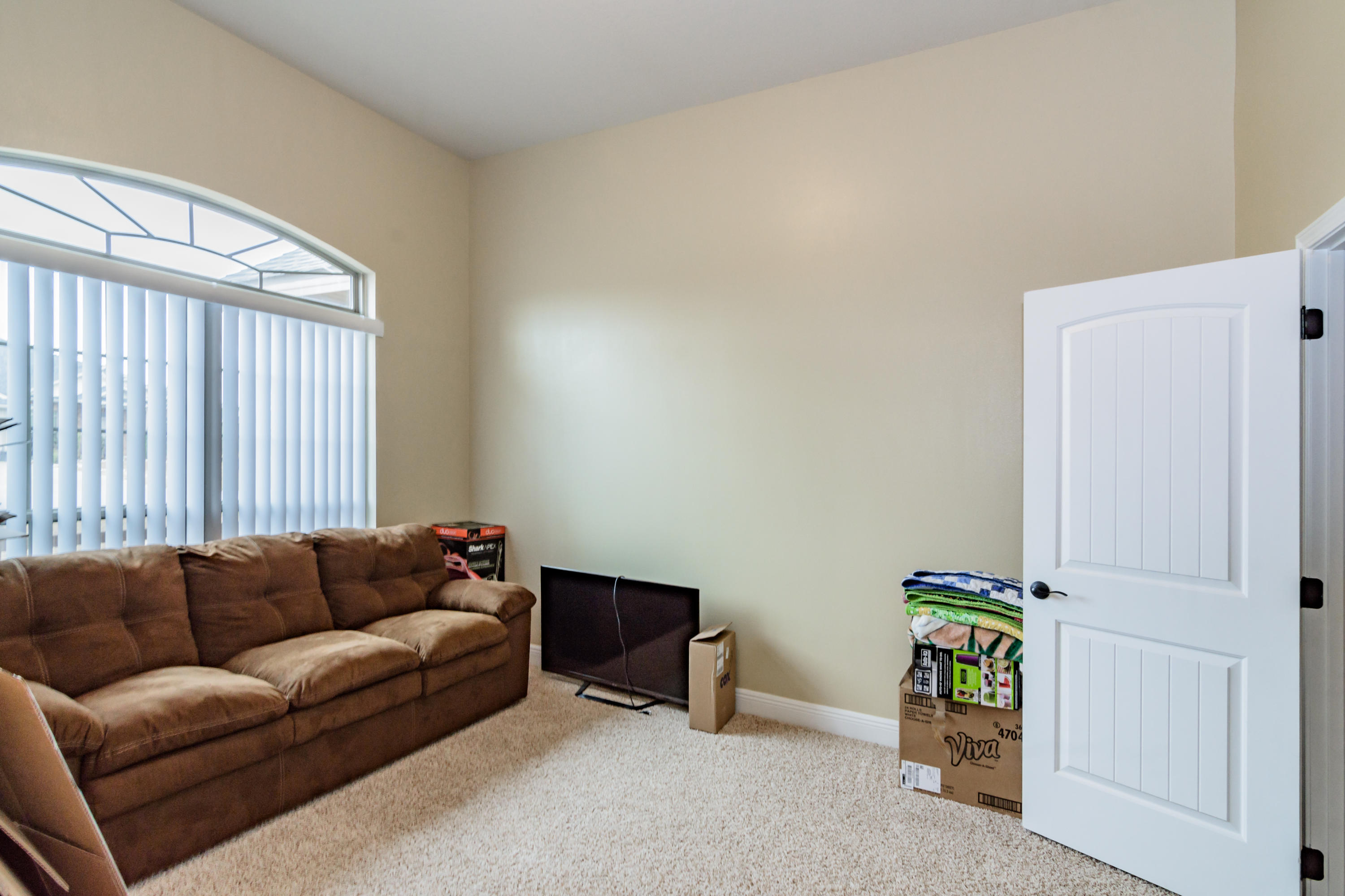 BROWNSTONE MANOR - Residential