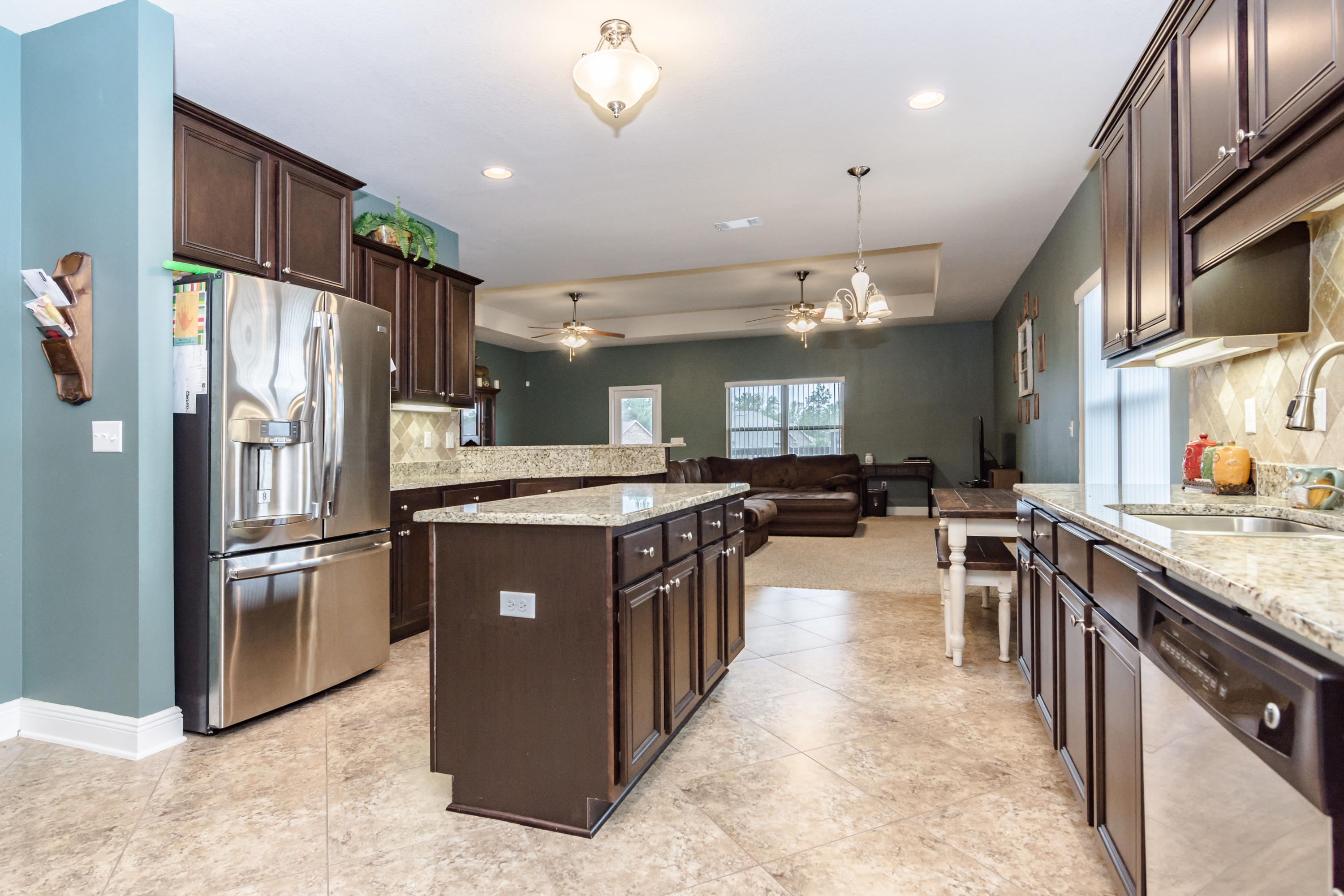 BROWNSTONE MANOR - Residential