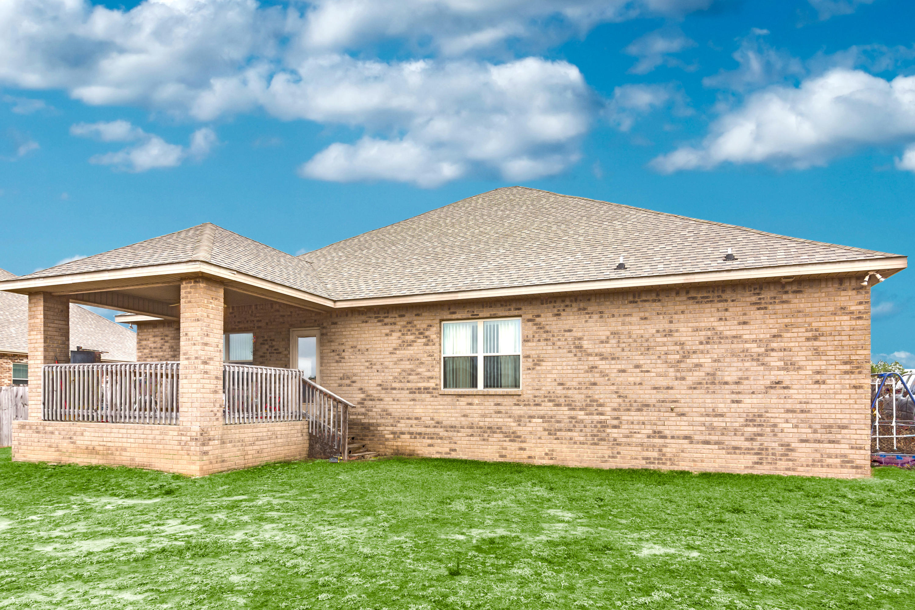 BROWNSTONE MANOR - Residential