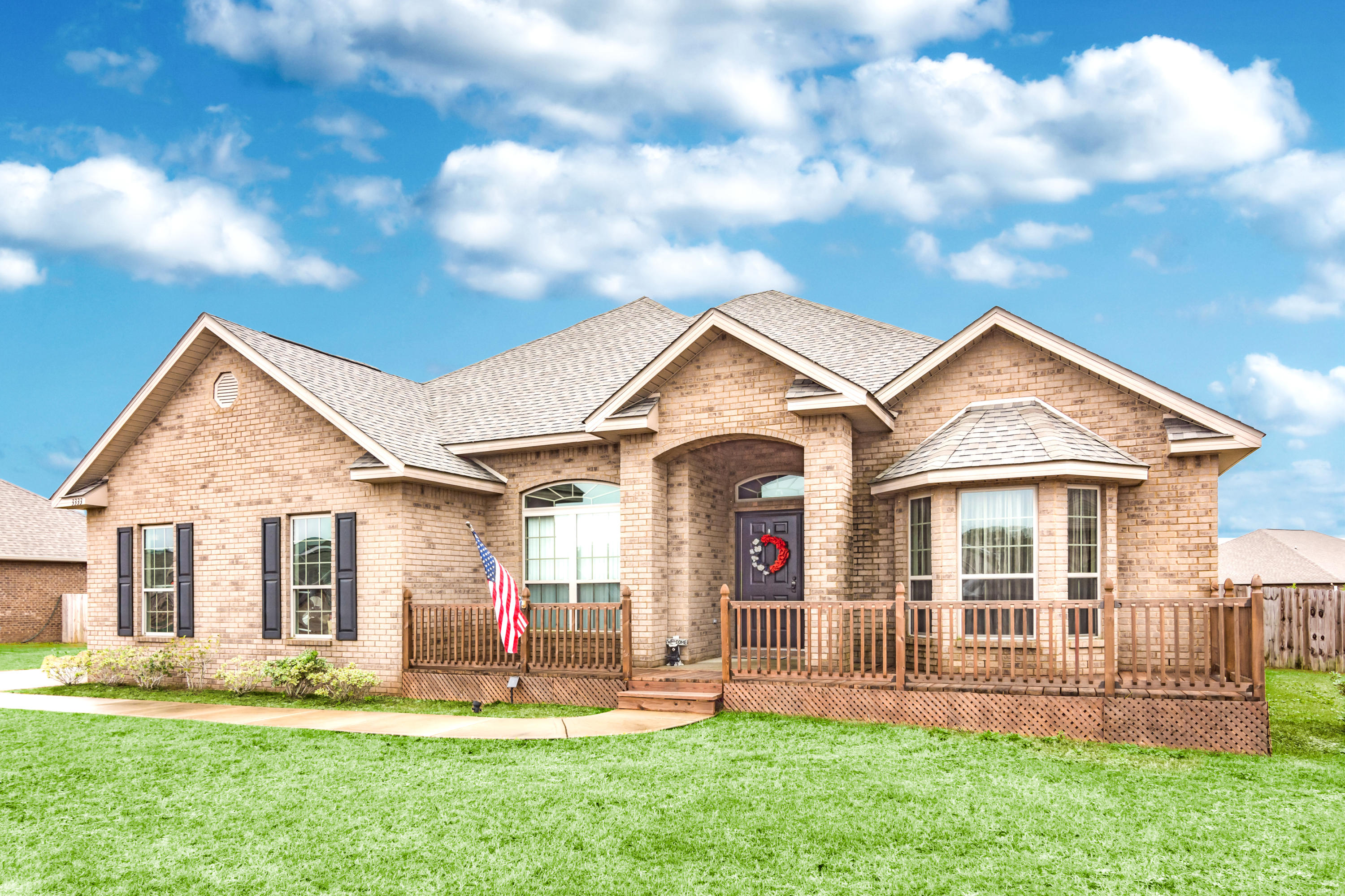 BROWNSTONE MANOR - Residential