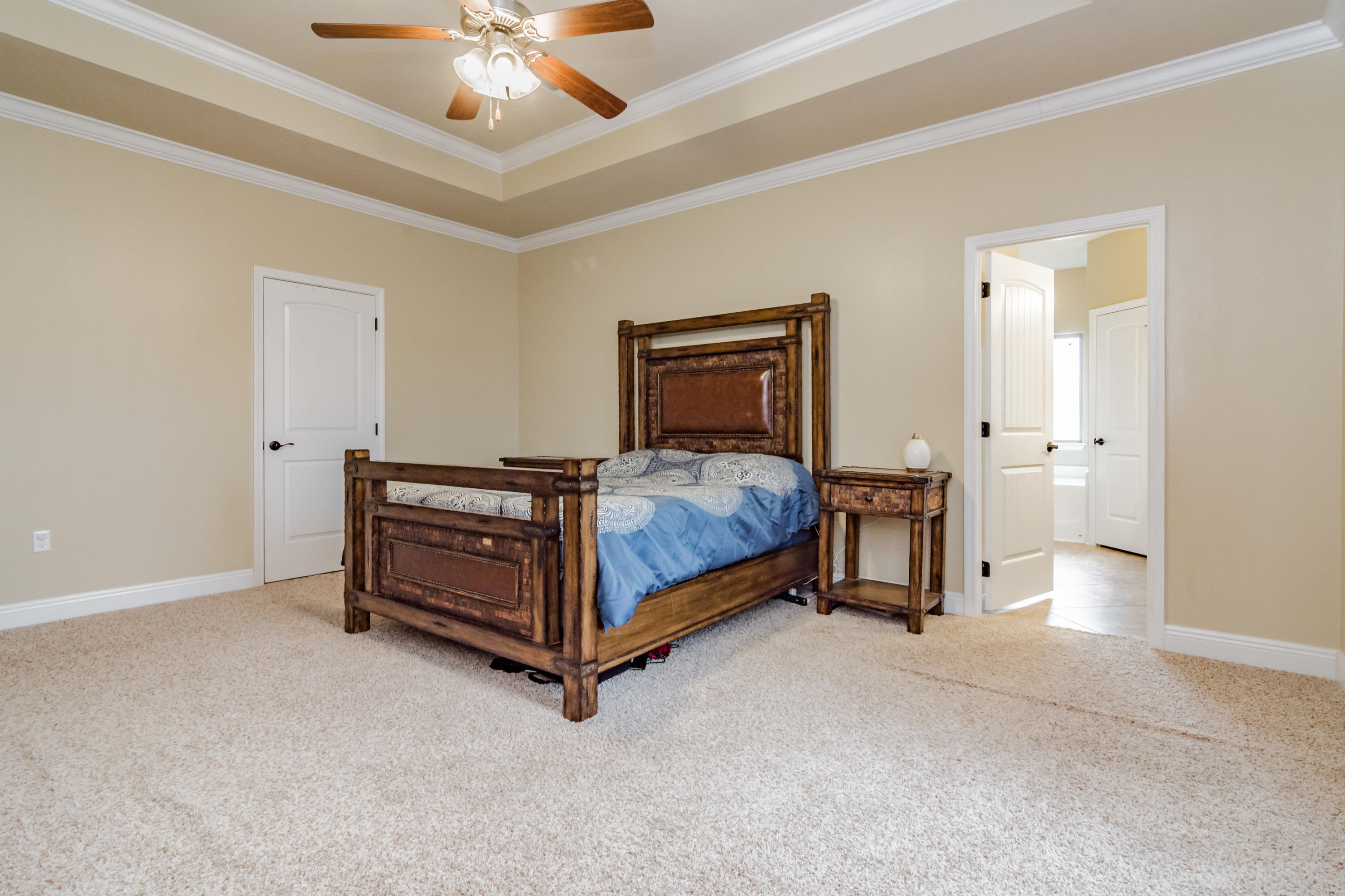 BROWNSTONE MANOR - Residential