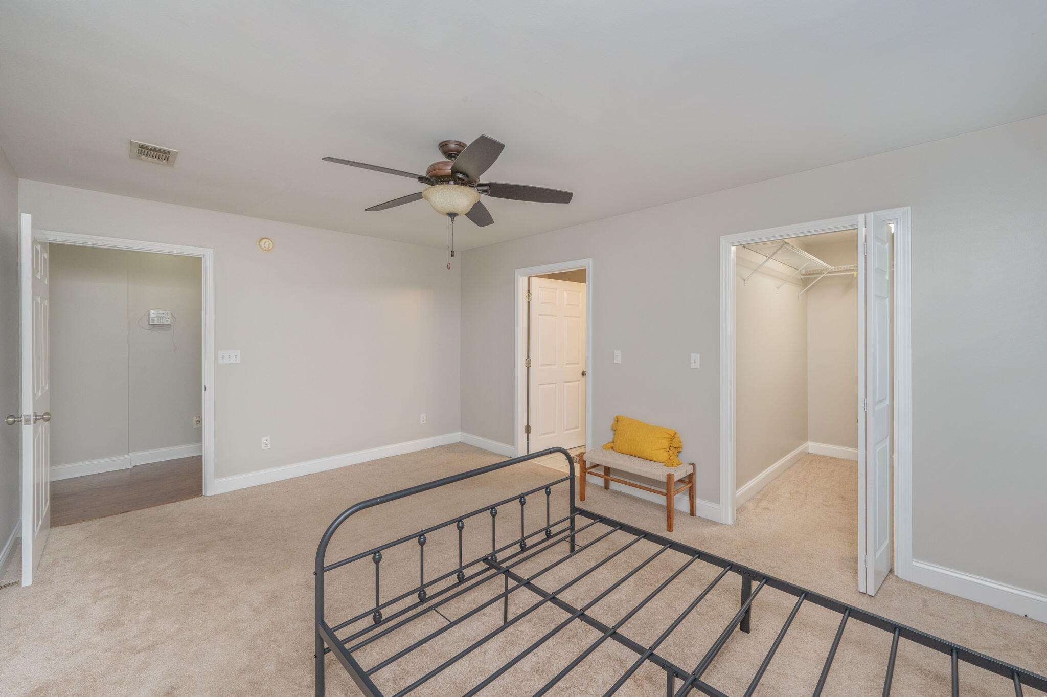 BELLA VISTA HEIGHTS - Residential Lease