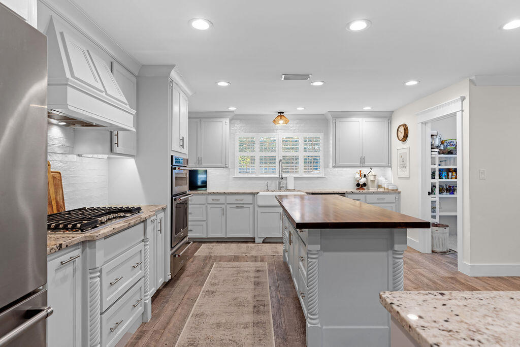 DRIFTWOOD ESTATES - Residential