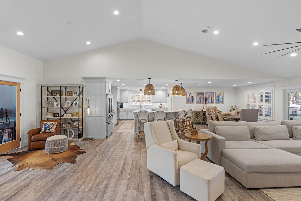 DRIFTWOOD ESTATES - Residential