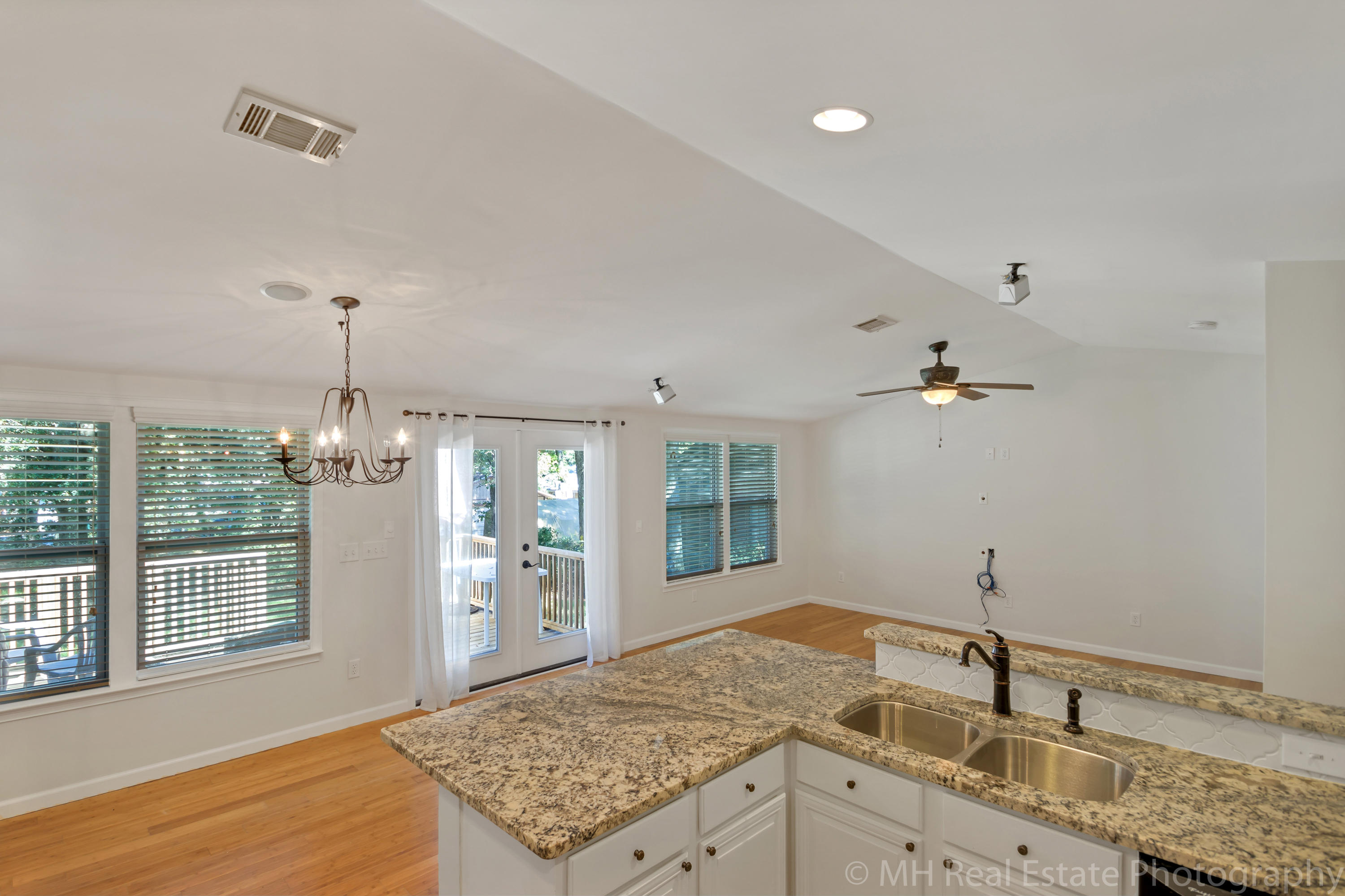 BENTON S/D - Residential