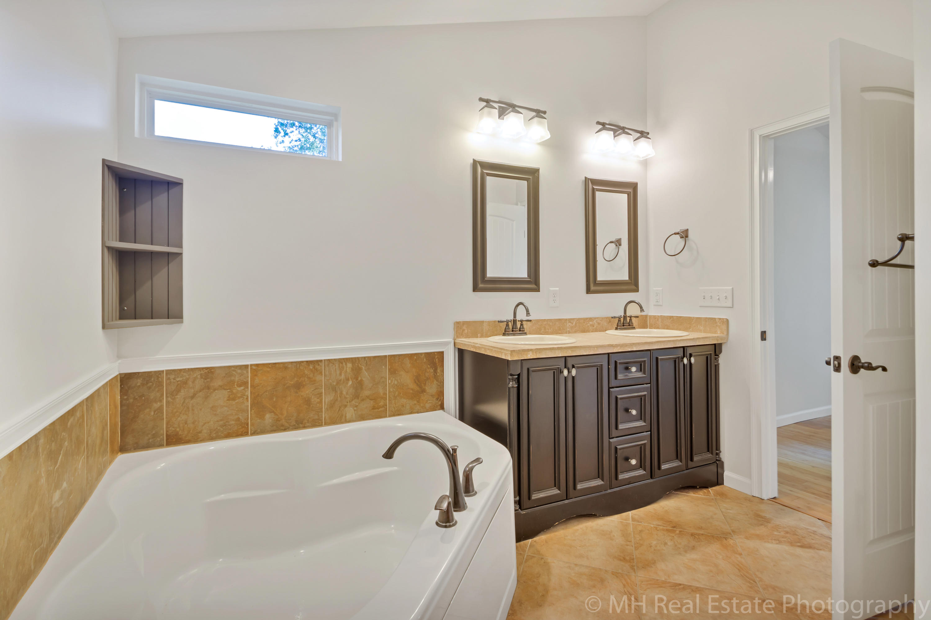 BENTON S/D - Residential