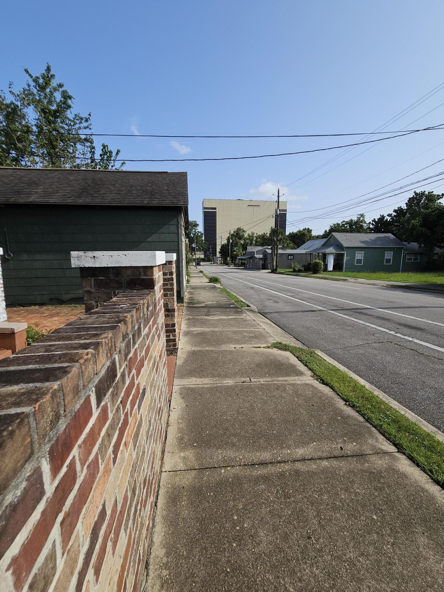 EAST KING TRACT - Land