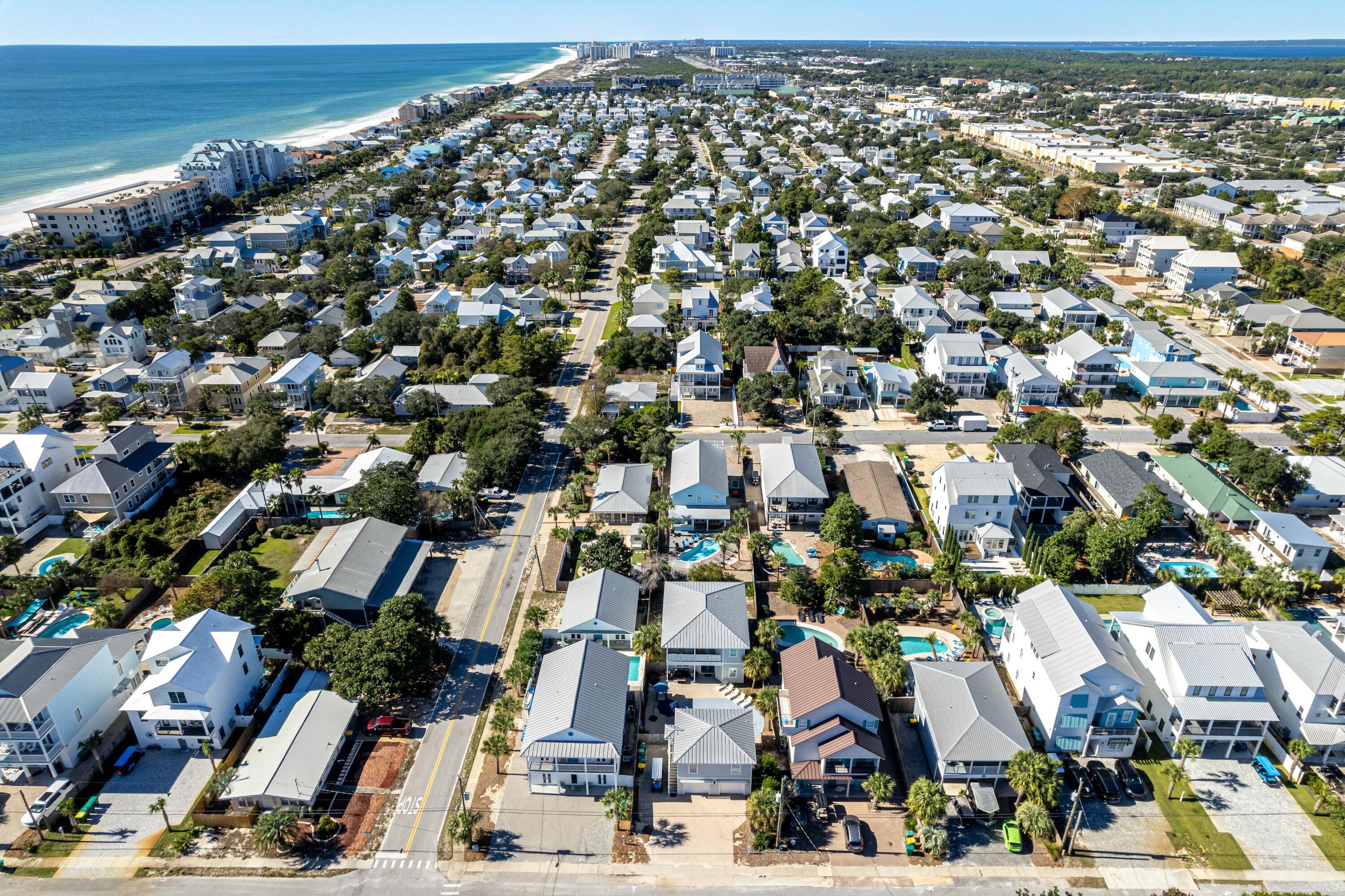 CRYSTAL BEACH - Residential