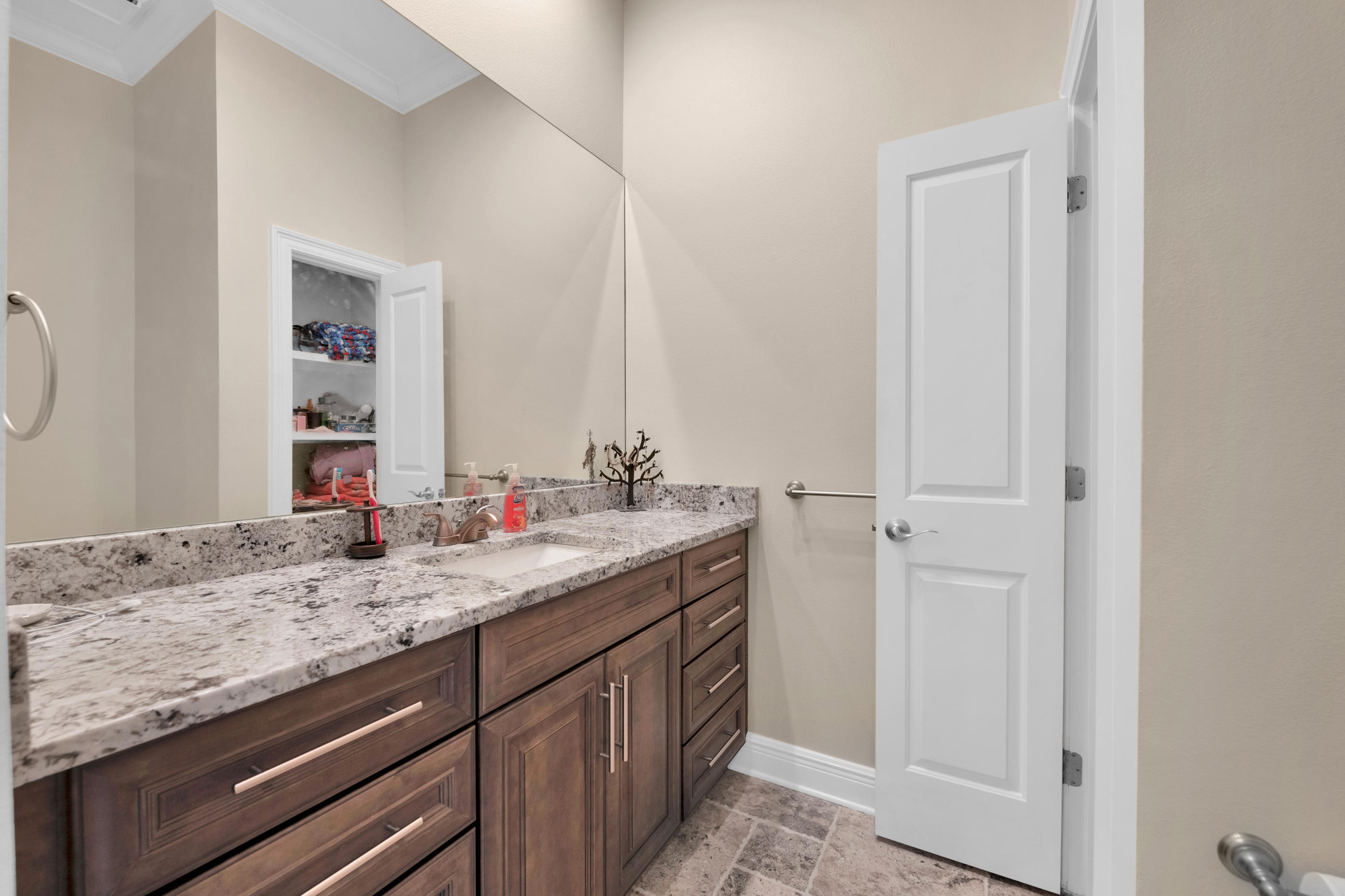 SHALIMAR POINTE S/D - Residential