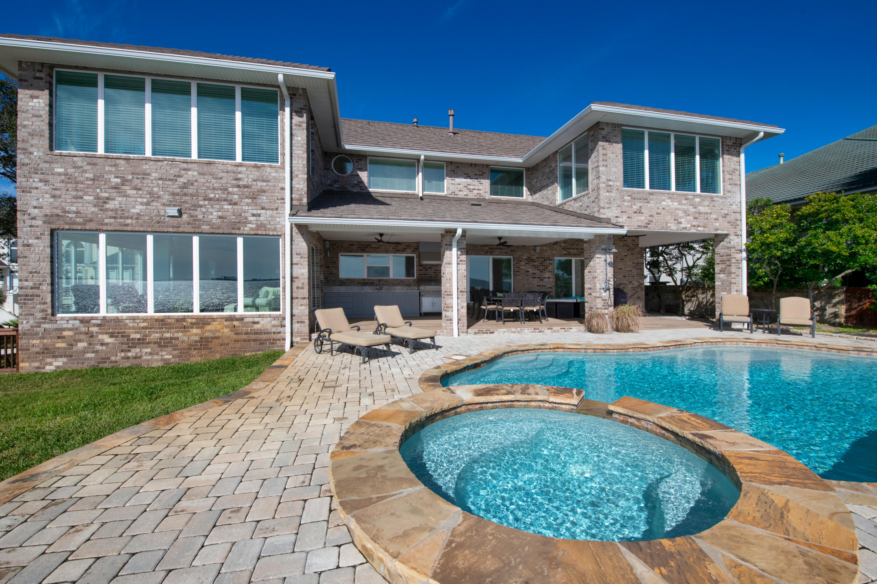 SHALIMAR POINTE S/D - Residential