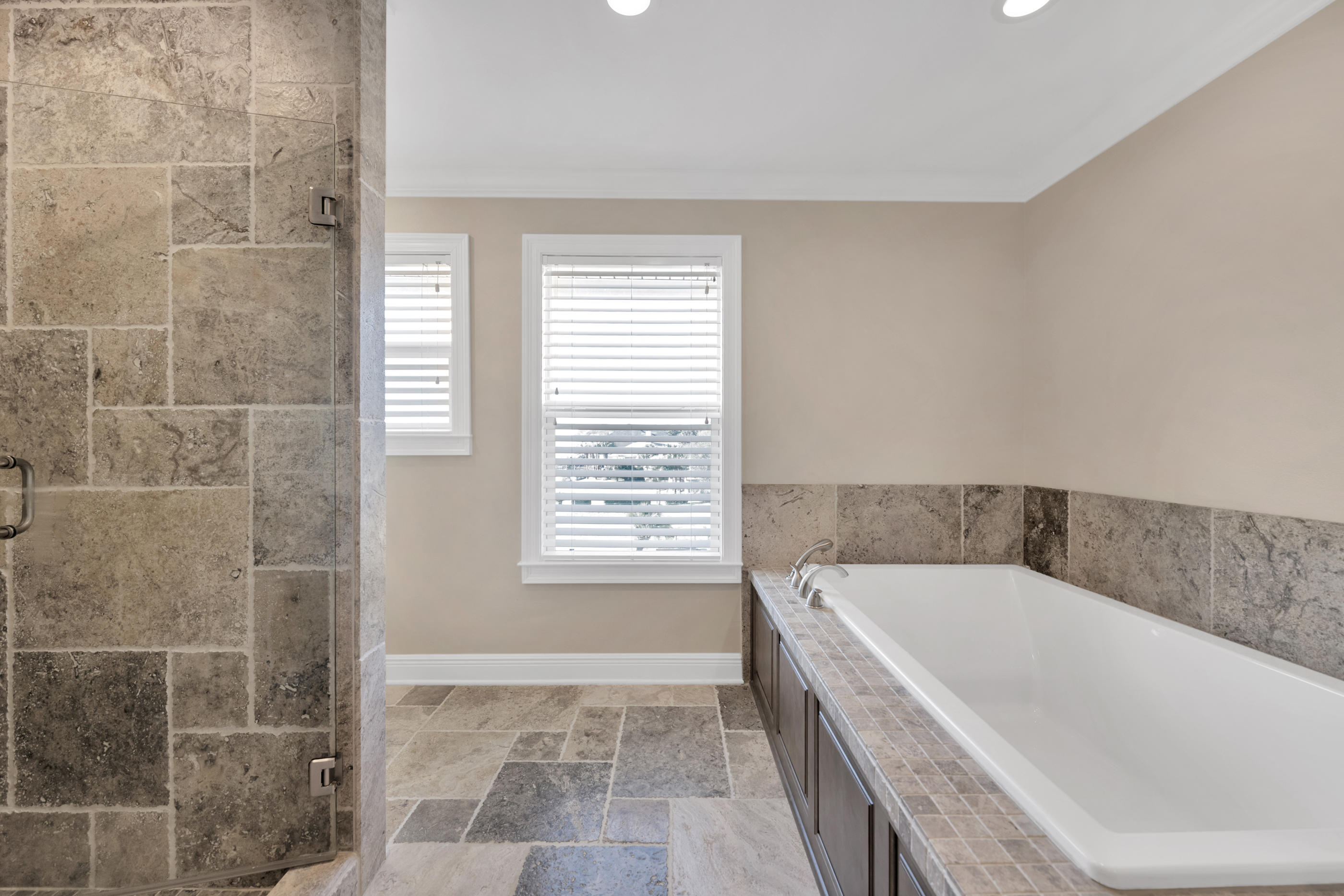 SHALIMAR POINTE S/D - Residential