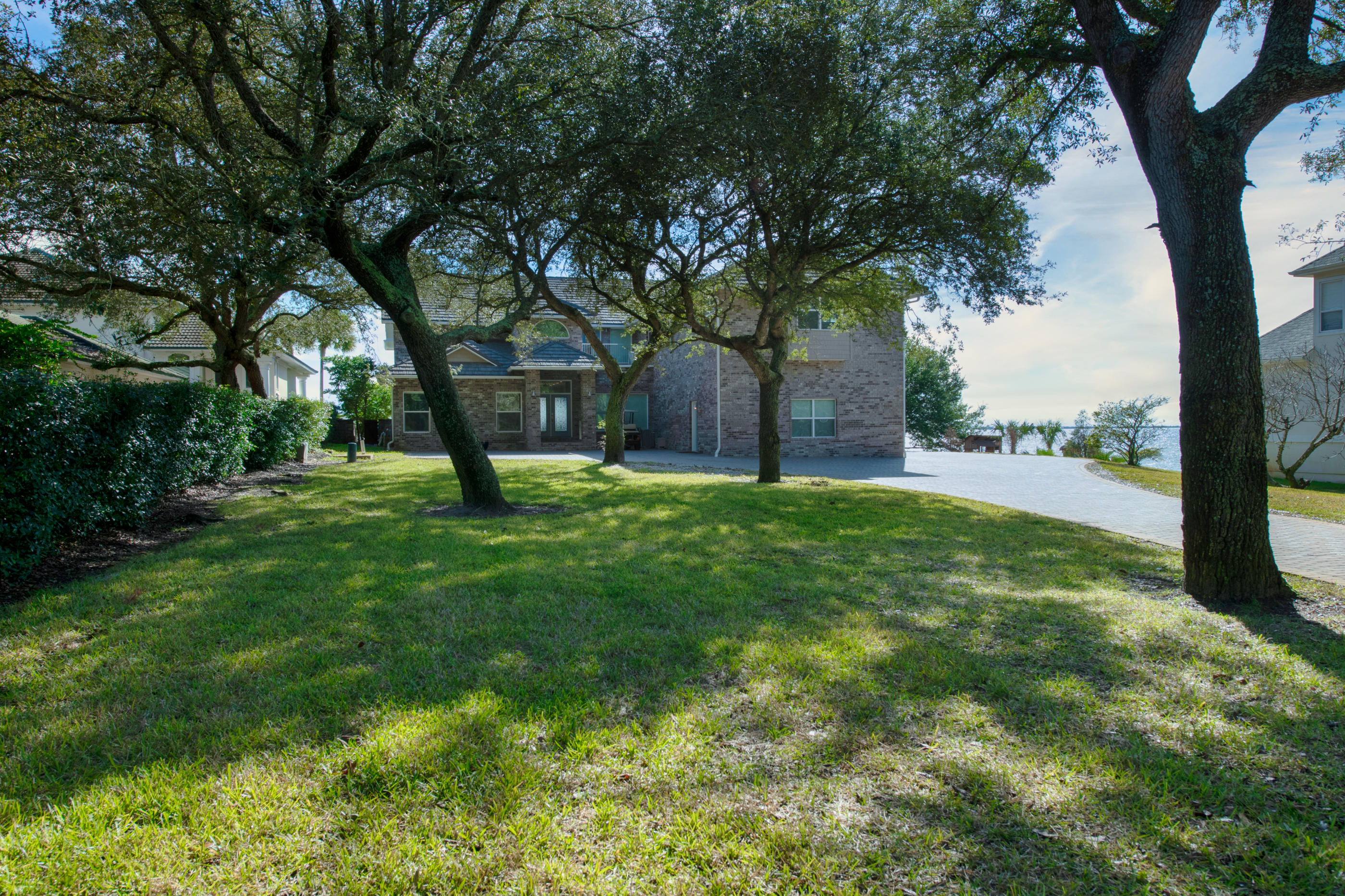 SHALIMAR POINTE S/D - Residential