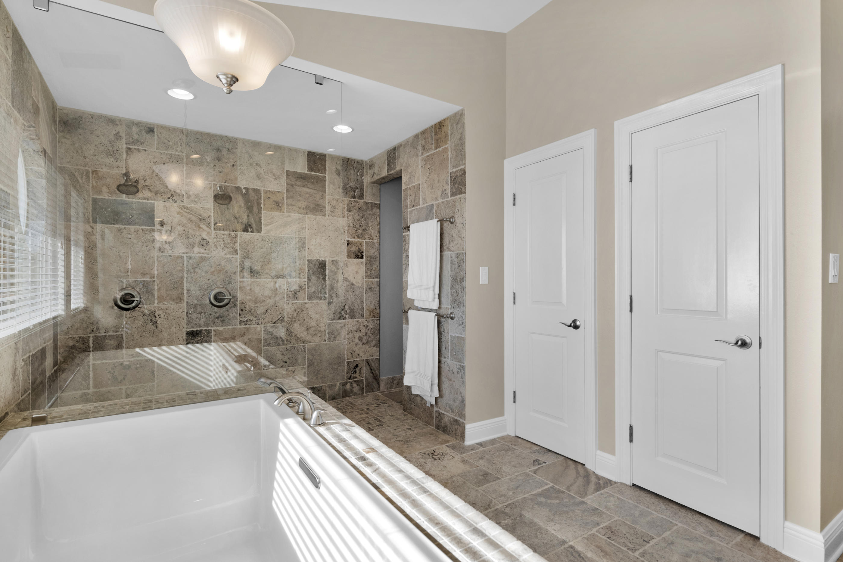 SHALIMAR POINTE S/D - Residential