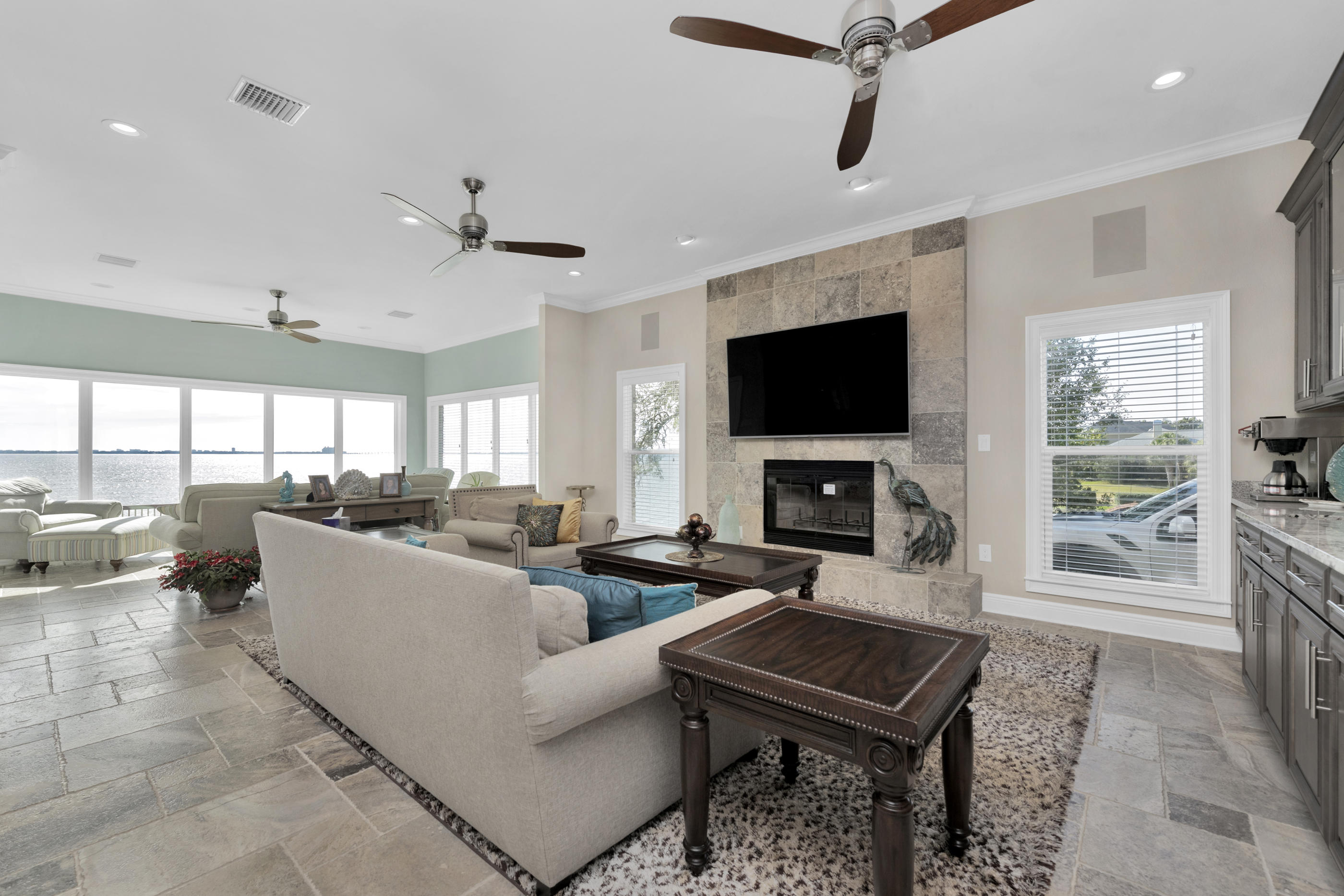 SHALIMAR POINTE S/D - Residential