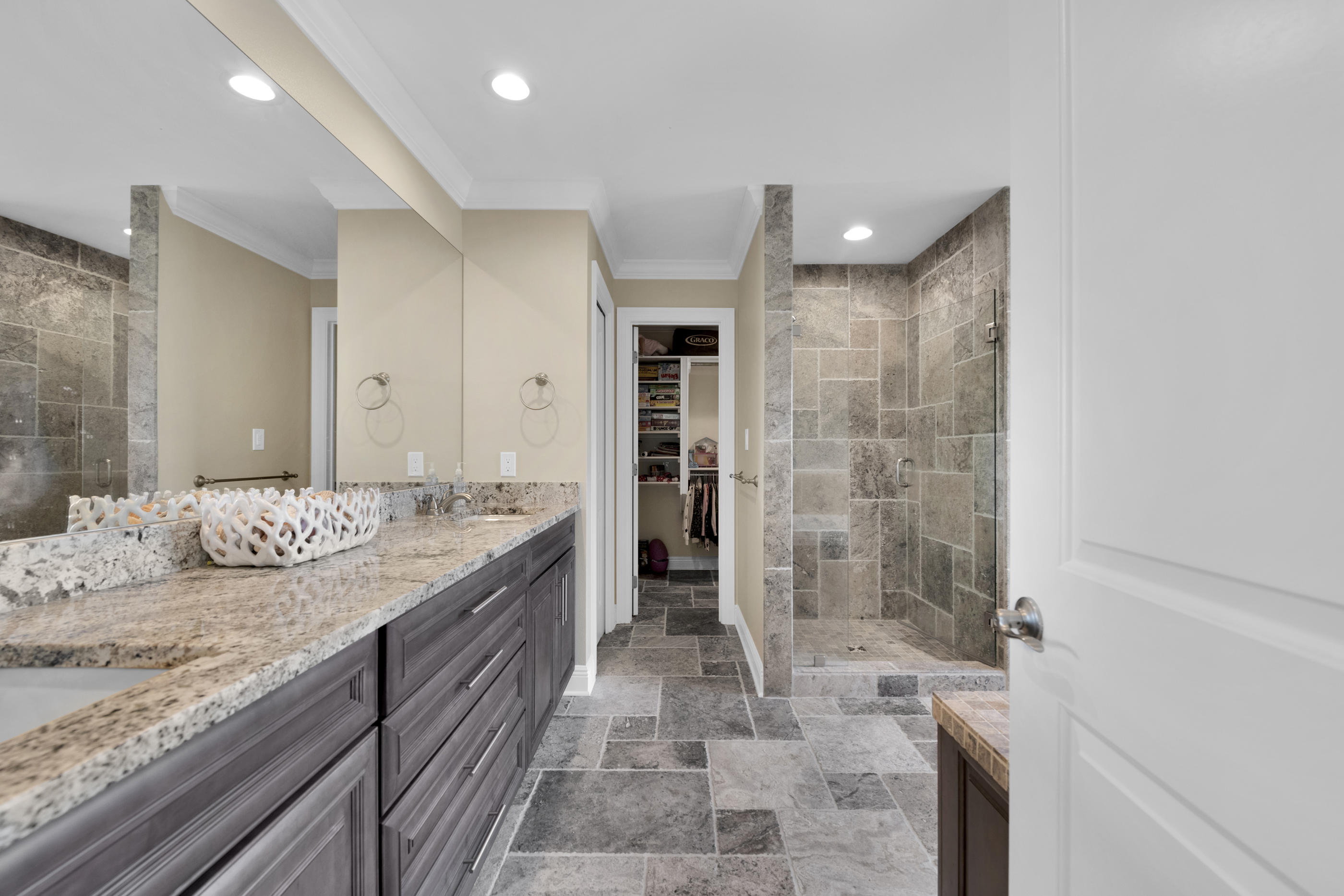 SHALIMAR POINTE S/D - Residential