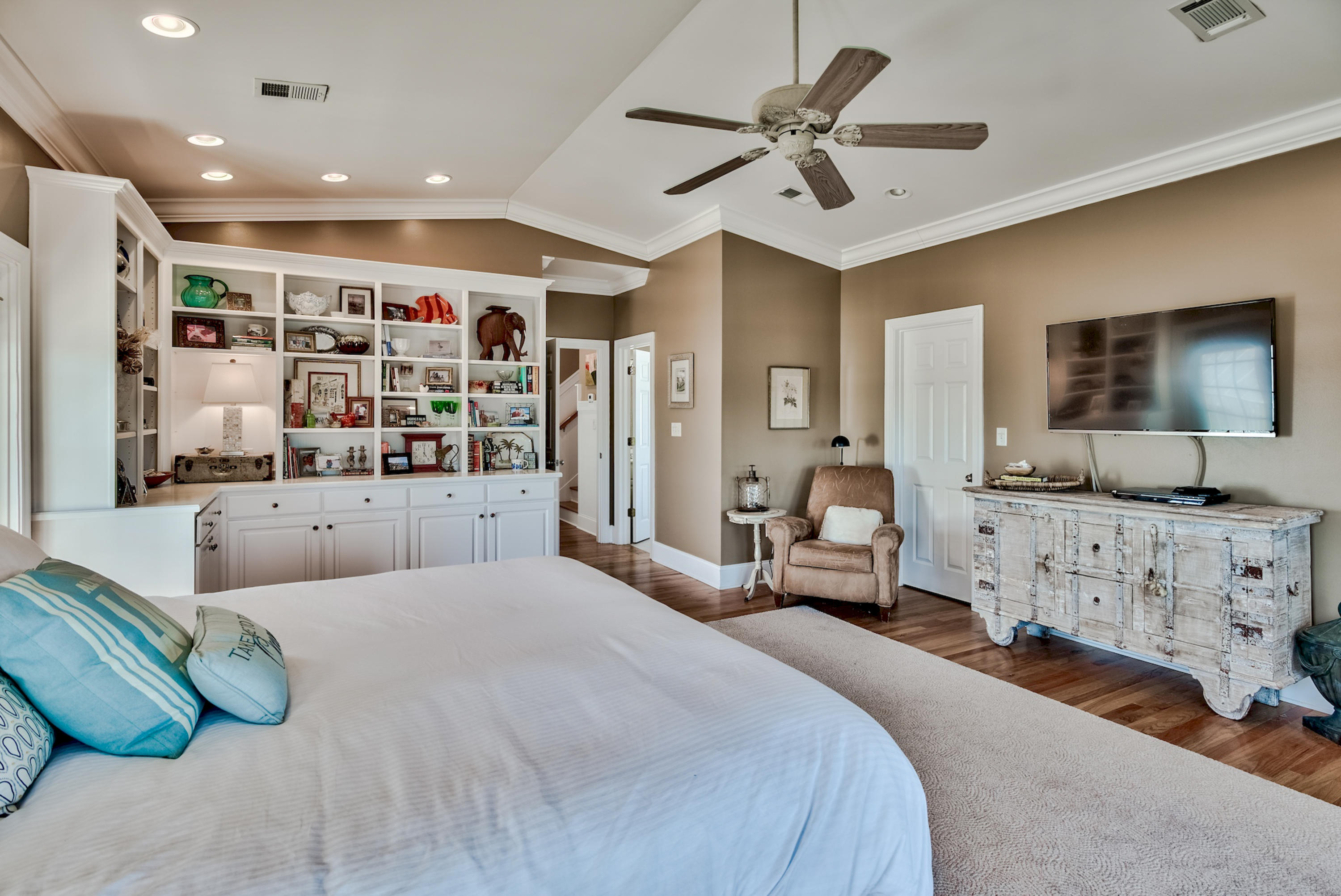 BLUE MOUNTAIN BEACH - Residential