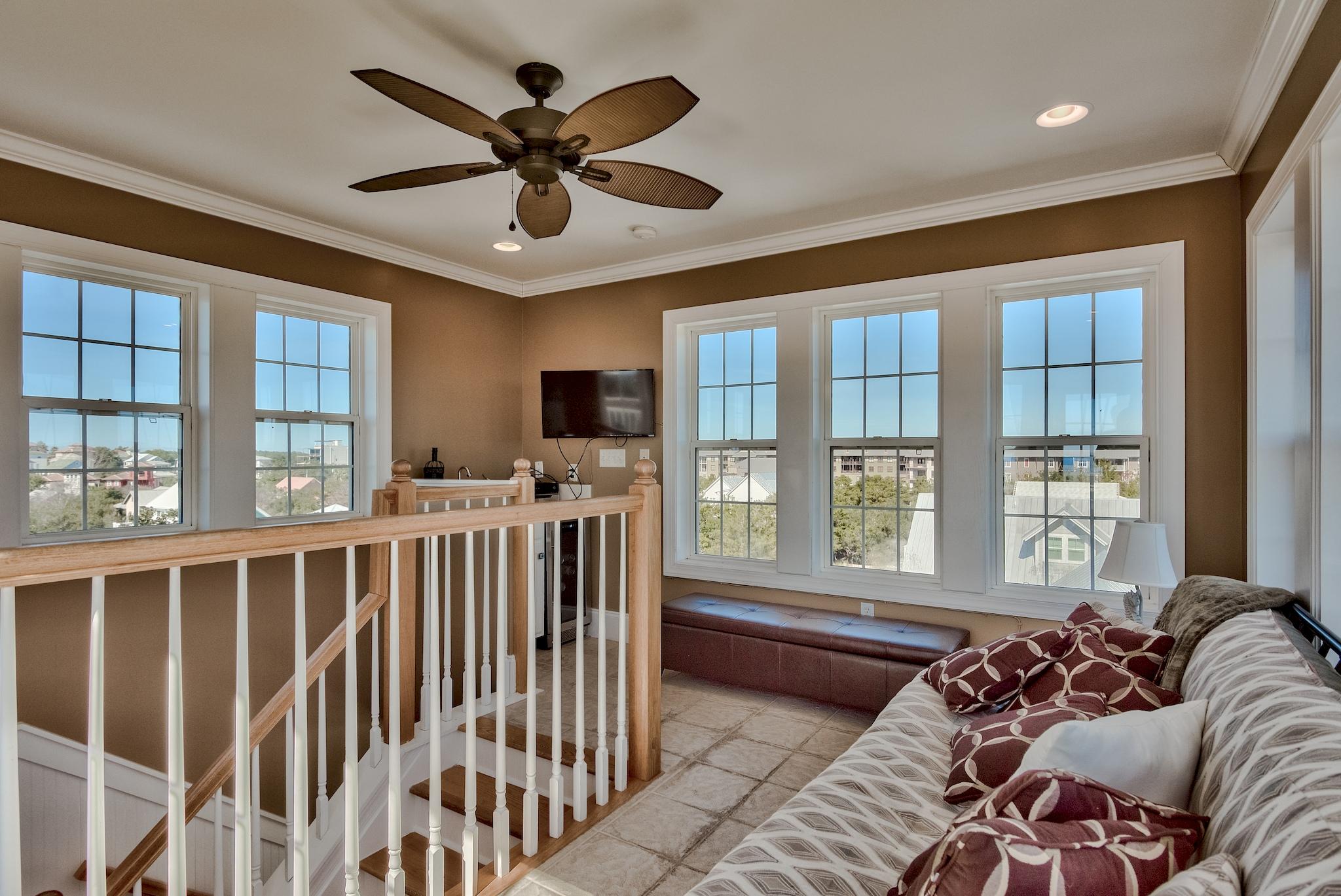 BLUE MOUNTAIN BEACH - Residential