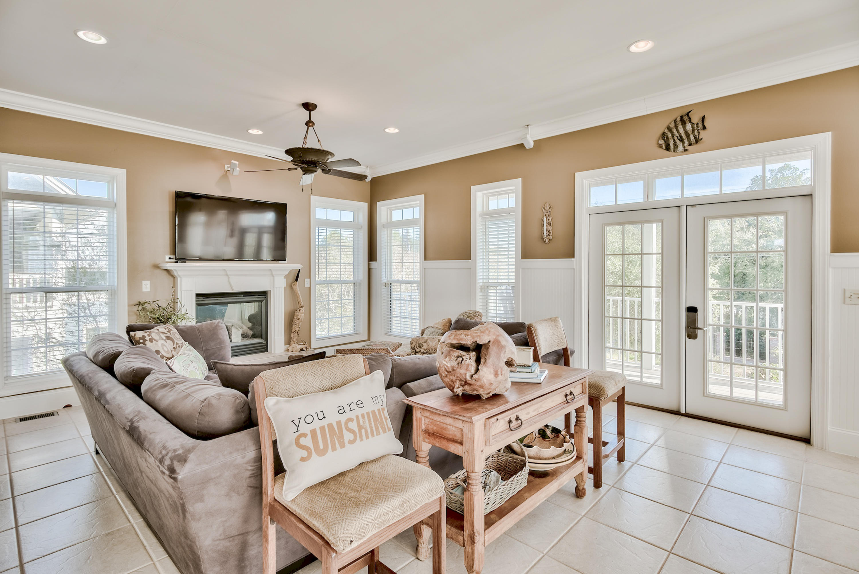 BLUE MOUNTAIN BEACH - Residential