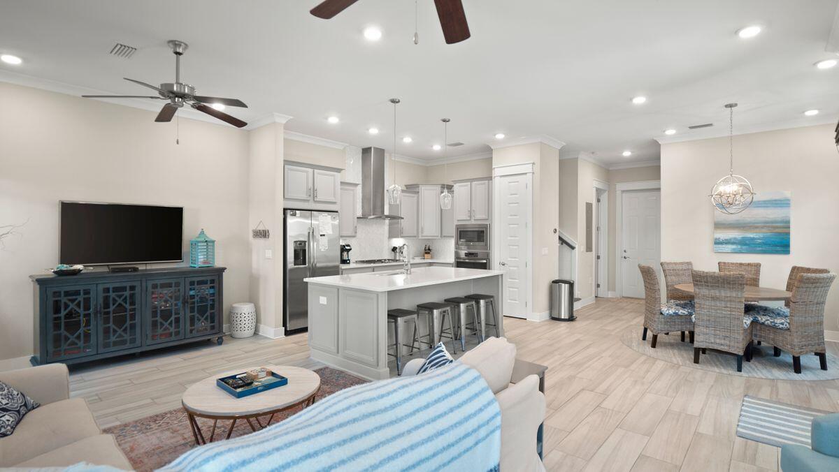Prominence/Triplex Townhomes - Residential