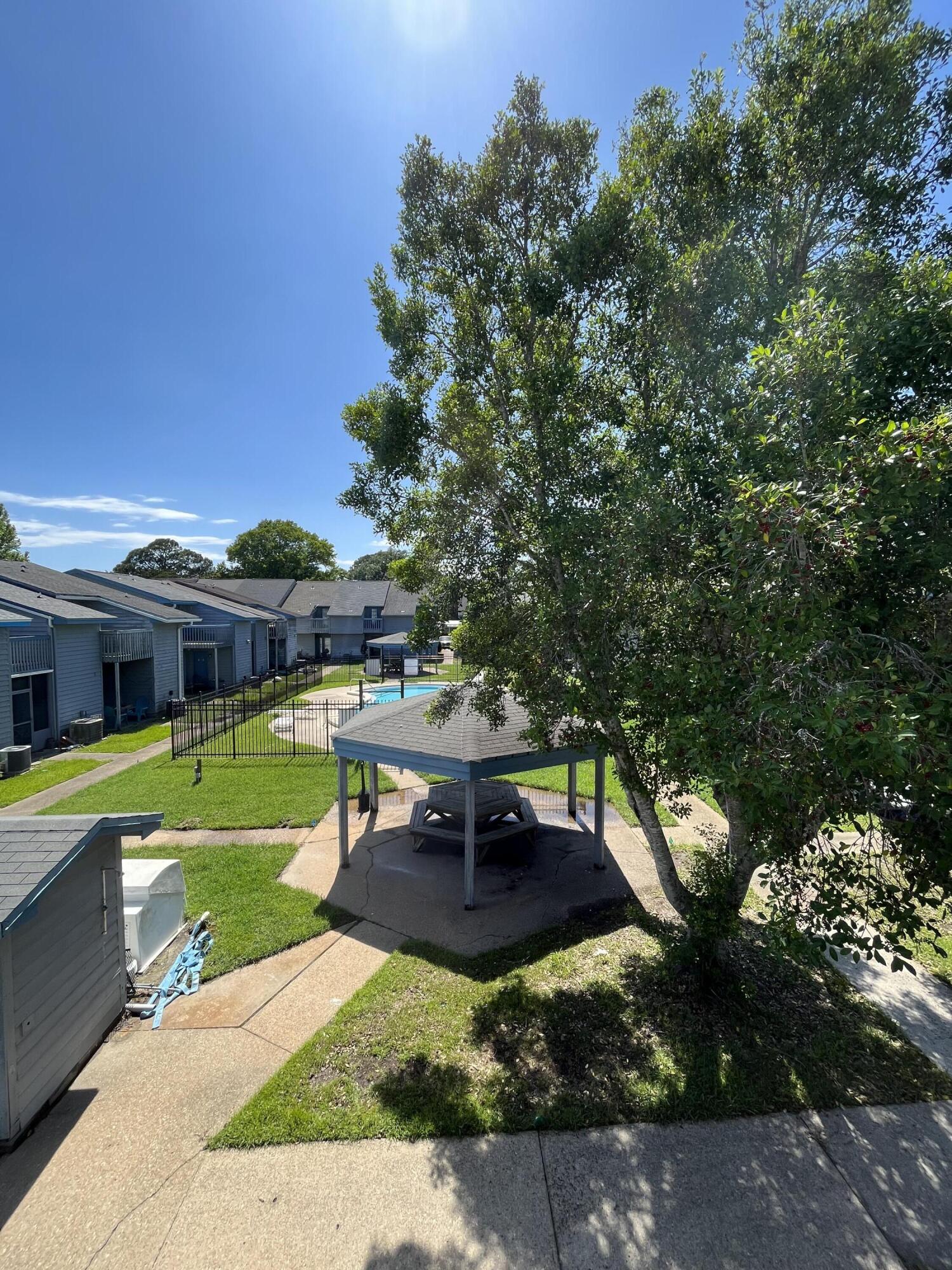 BROWNSVILLE STATION 3 - Residential