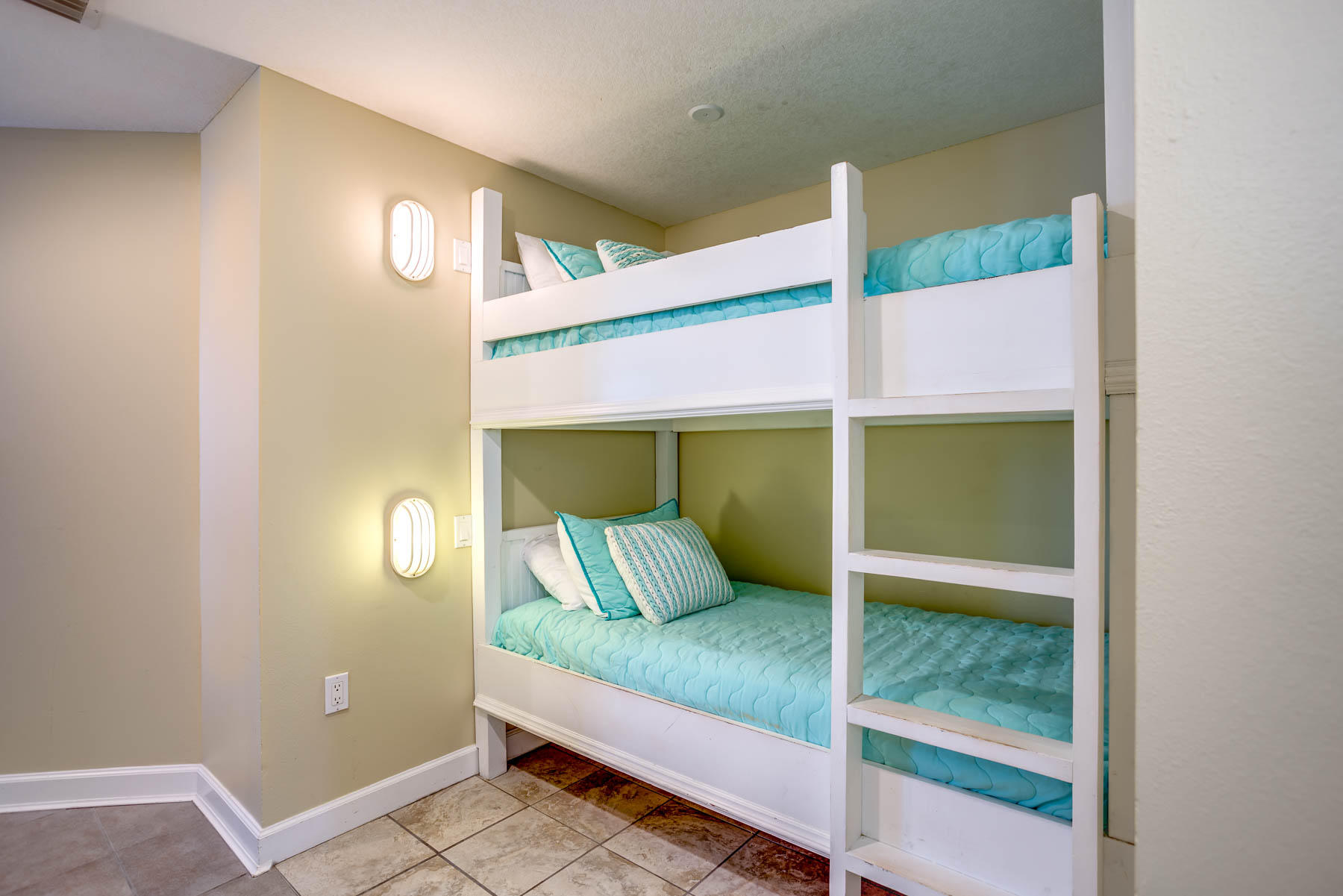 GRAND PANAMA BEACH RESORTS - Residential