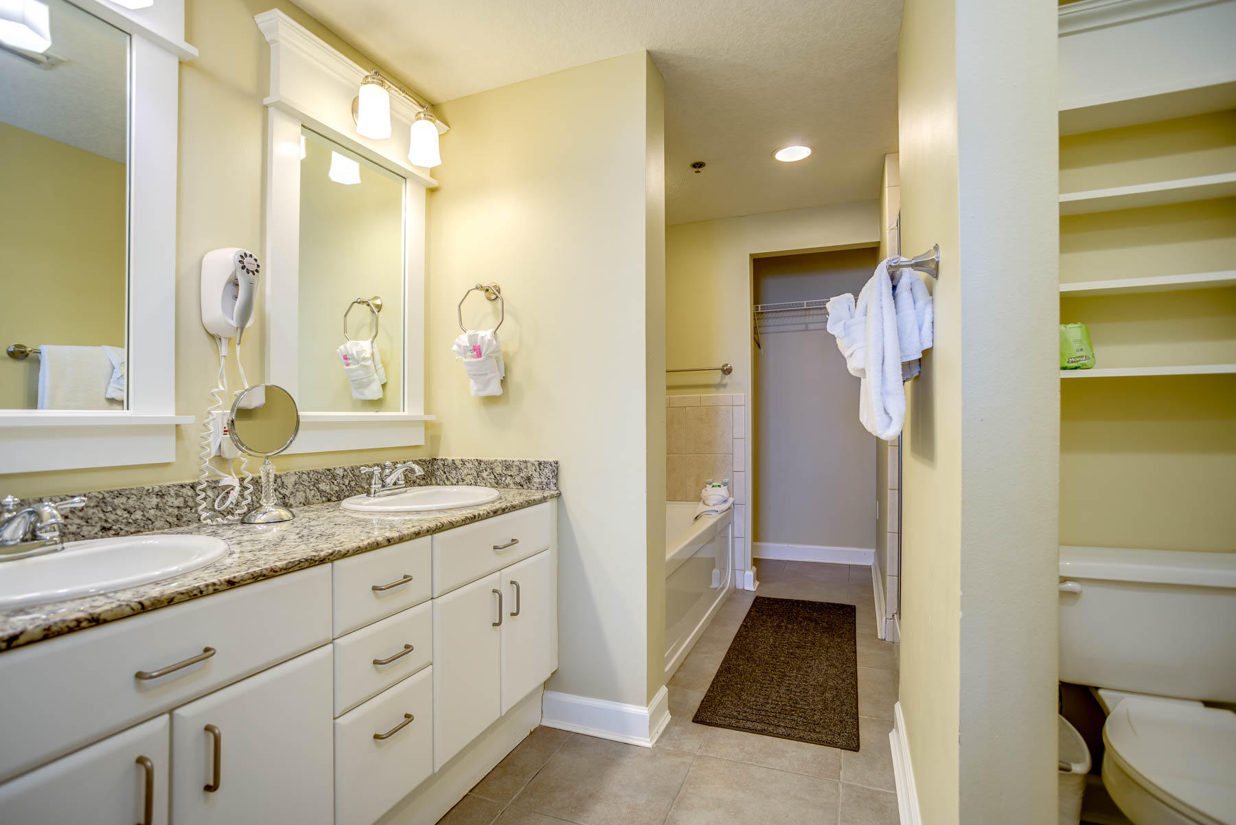 GRAND PANAMA BEACH RESORTS - Residential