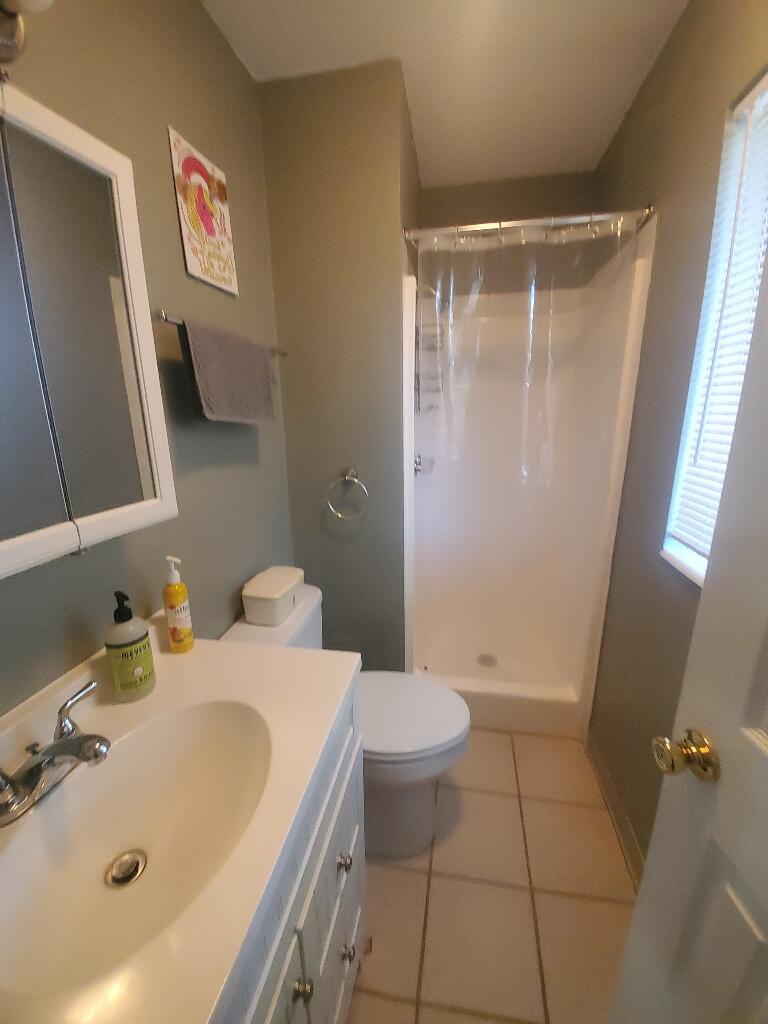 CAROL ANNE MANOR 1ST ADDN - Residential Lease