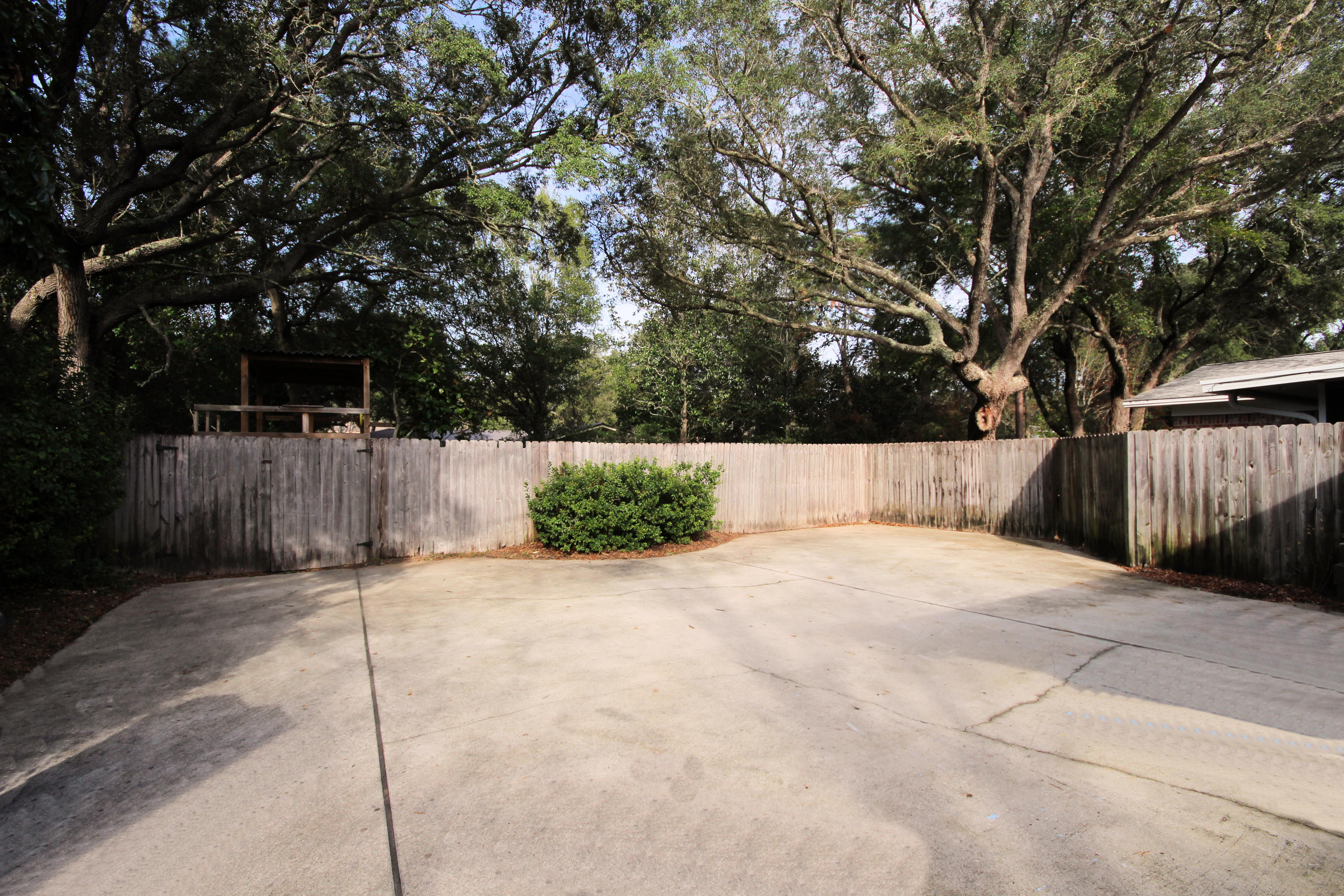 POQUITO BAYOU - Residential