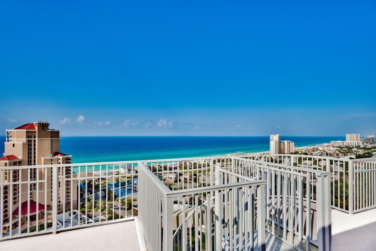 ONE BEACH CLUB DRIVE - Residential