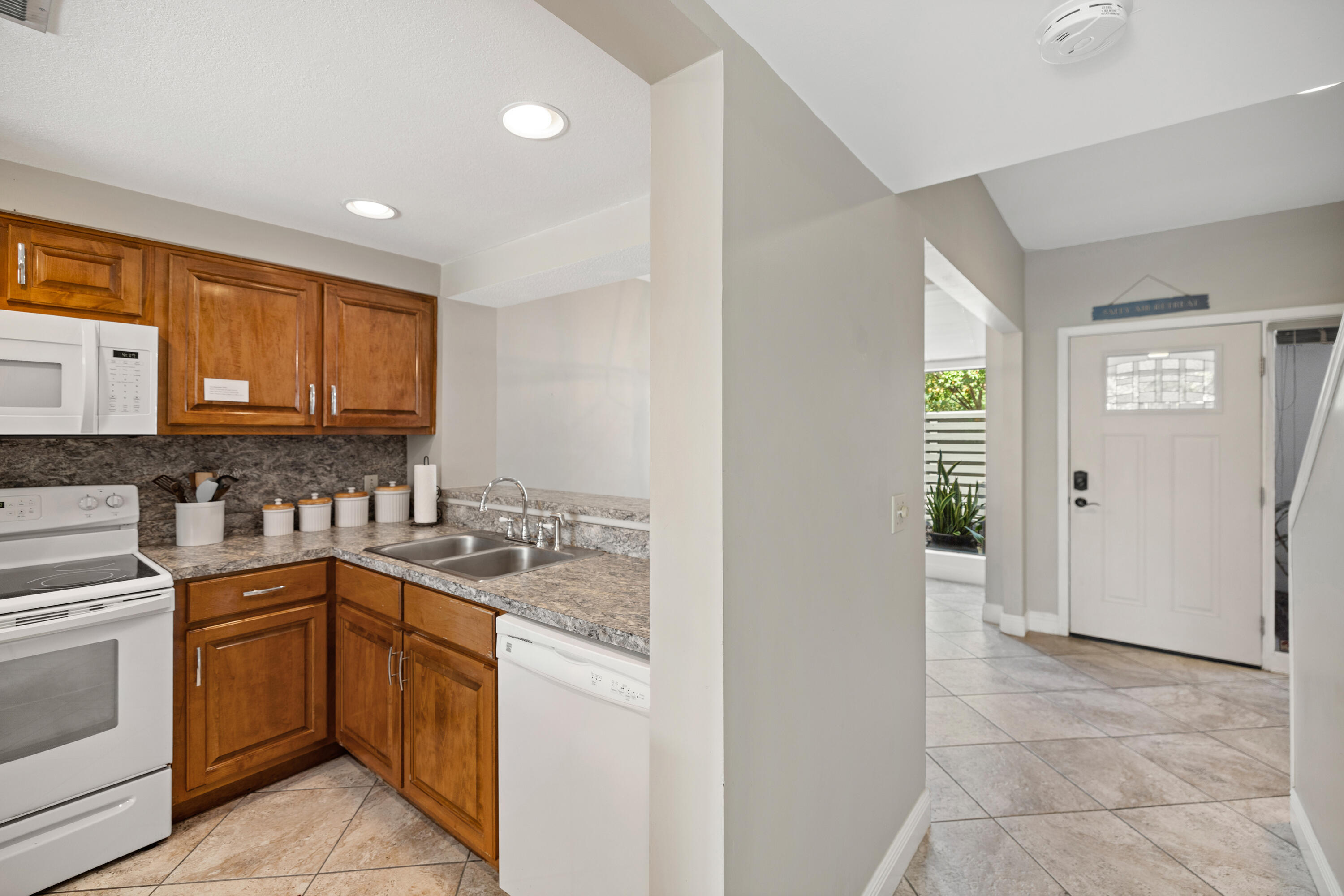 BEACHWALK VILLAS PH 04 - Residential