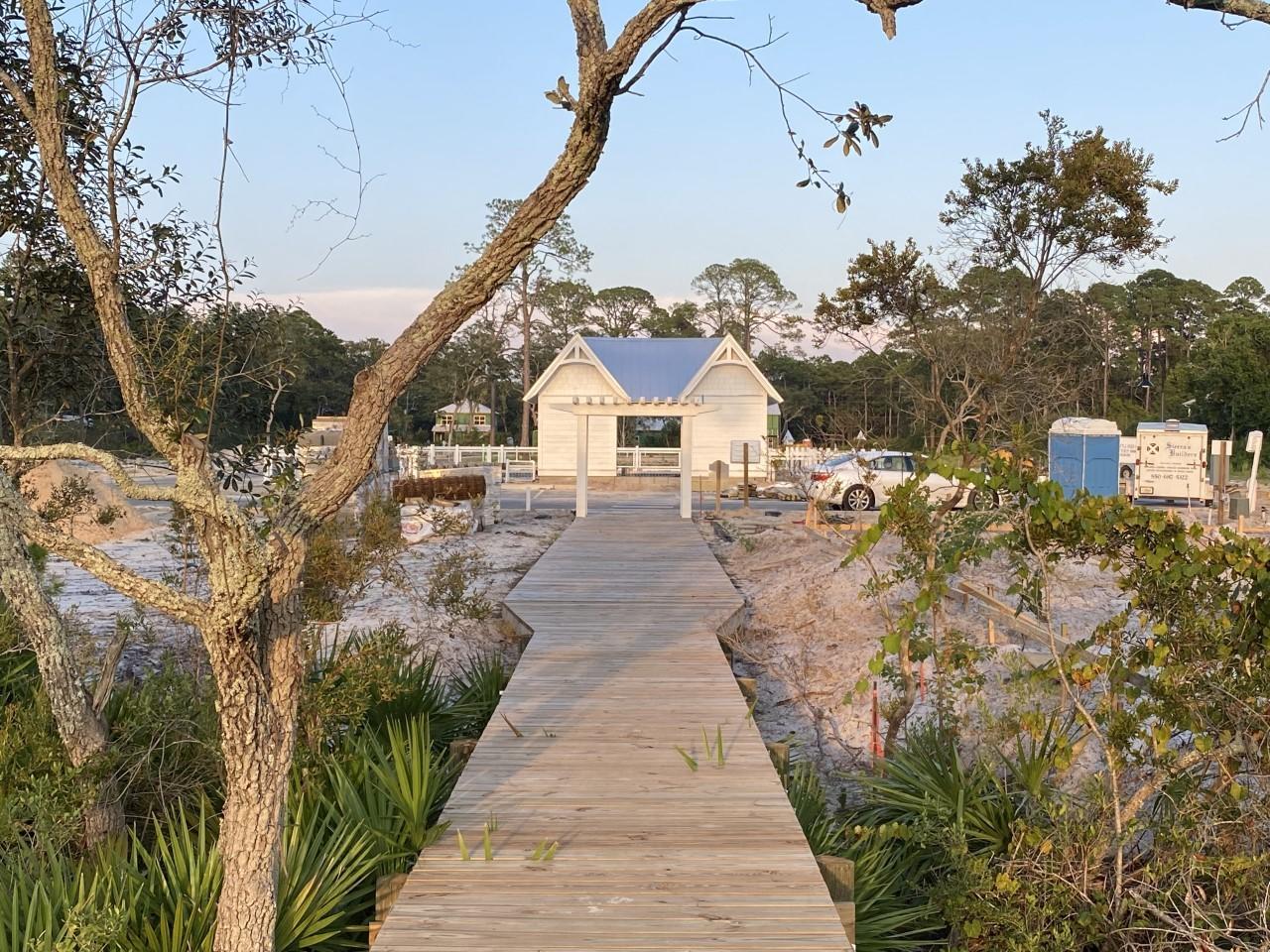 Daxton on the Bay - Residential