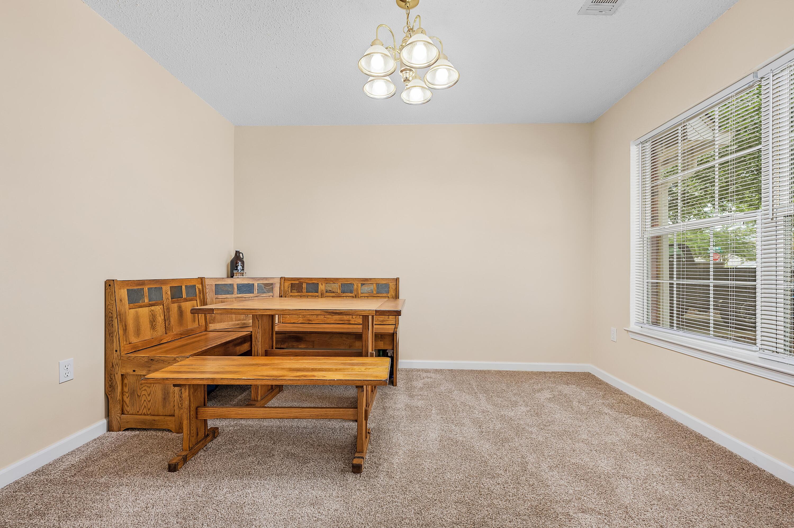 ROLLING PINES - Residential