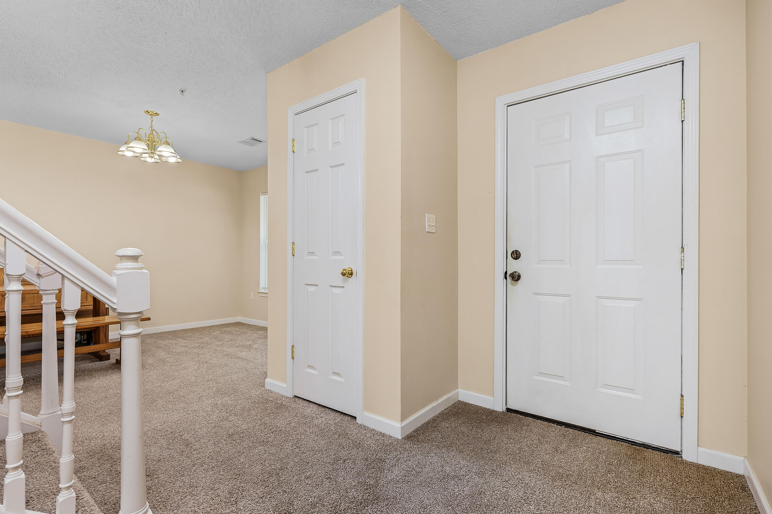 ROLLING PINES - Residential