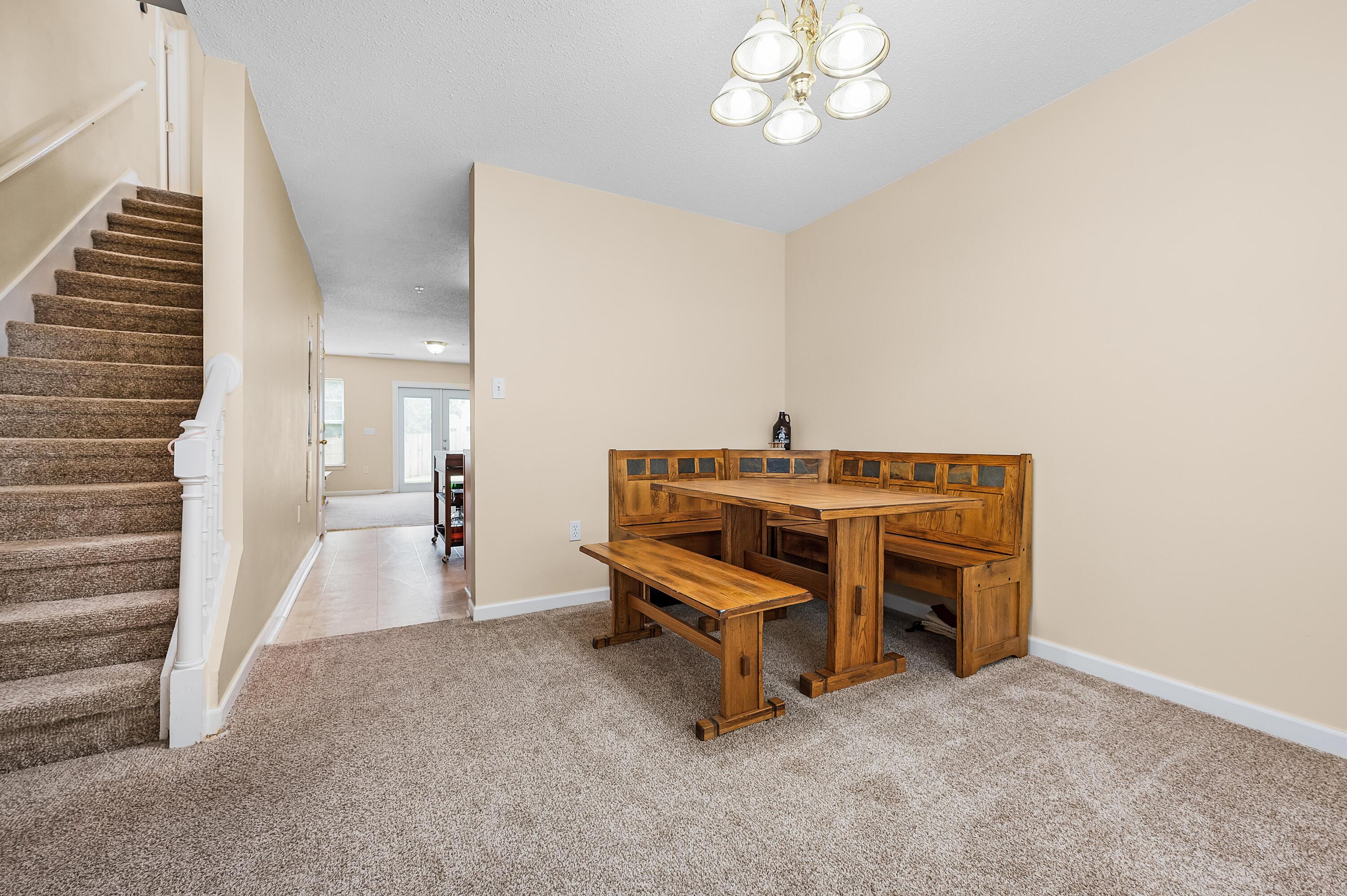 ROLLING PINES - Residential