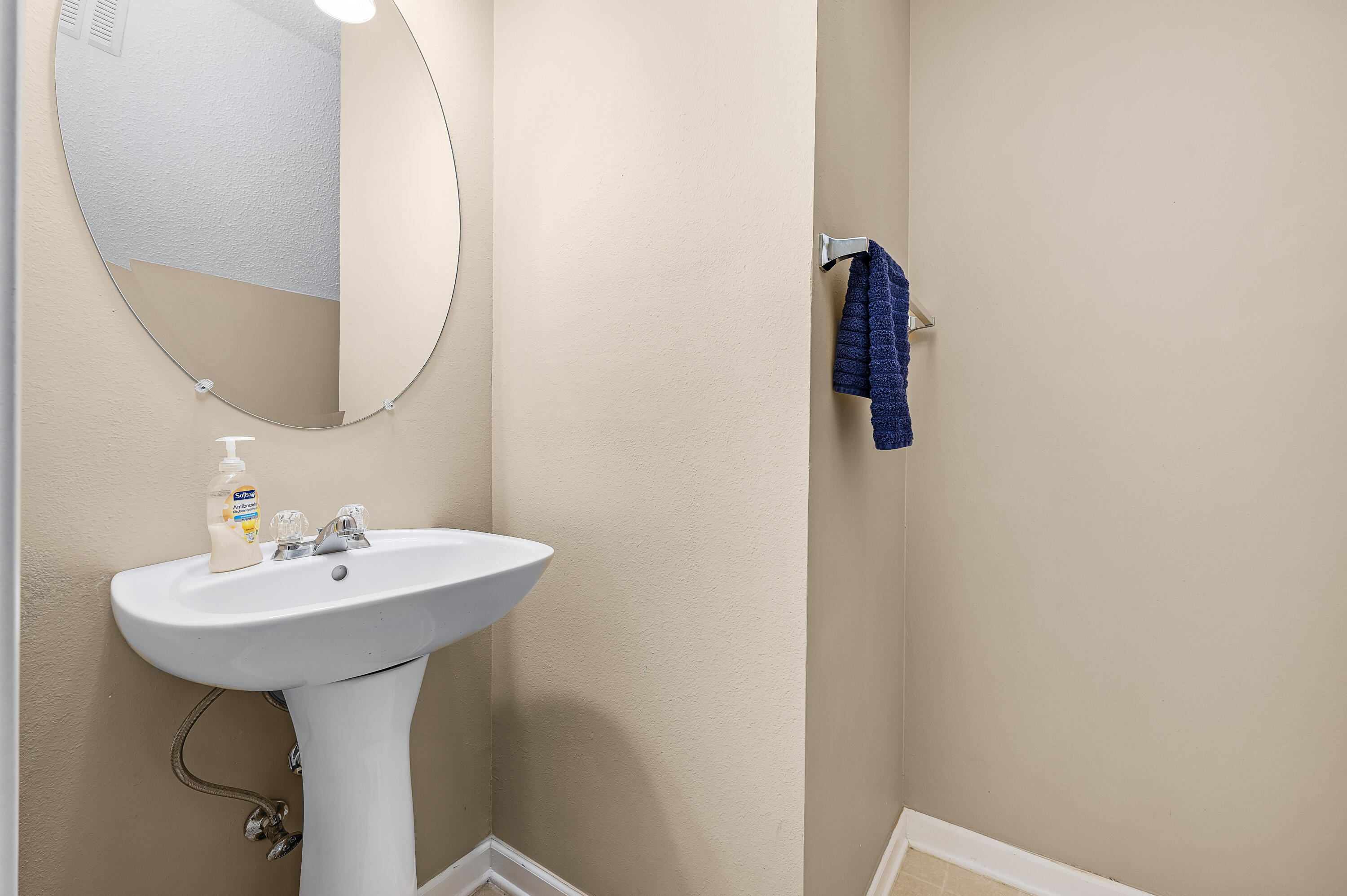 ROLLING PINES - Residential