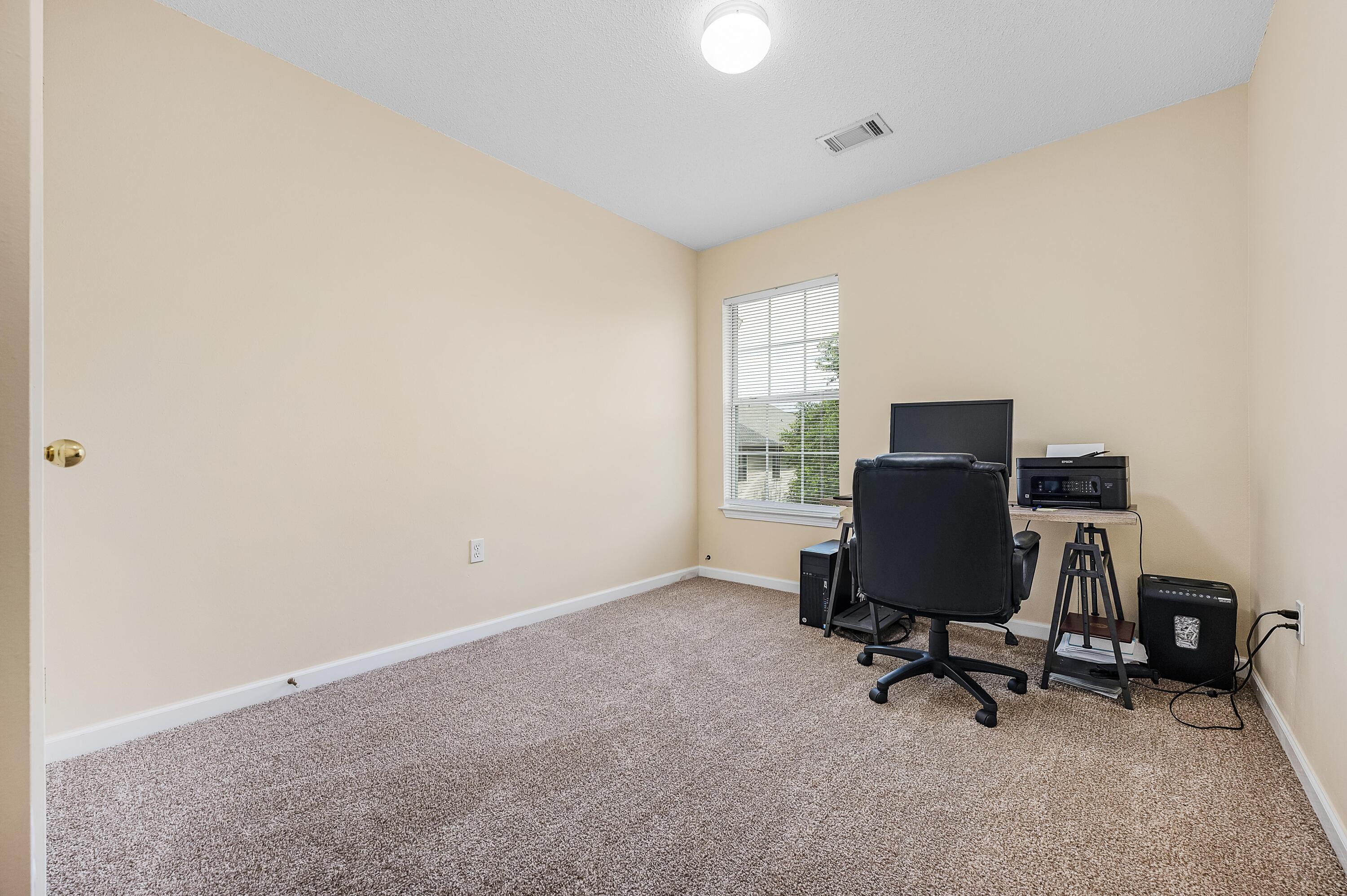 ROLLING PINES - Residential