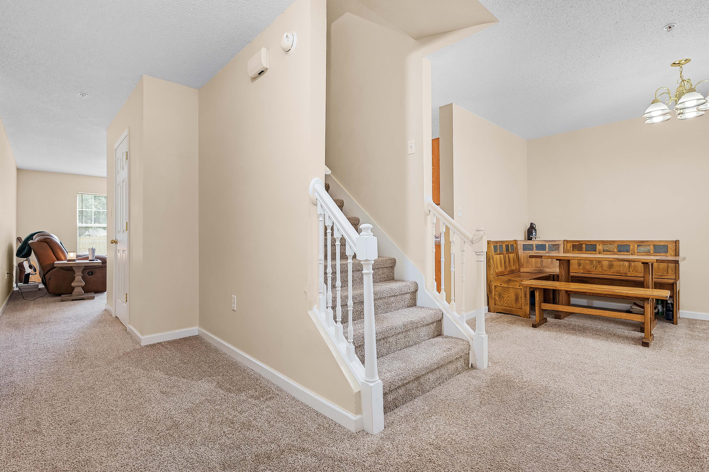 ROLLING PINES - Residential