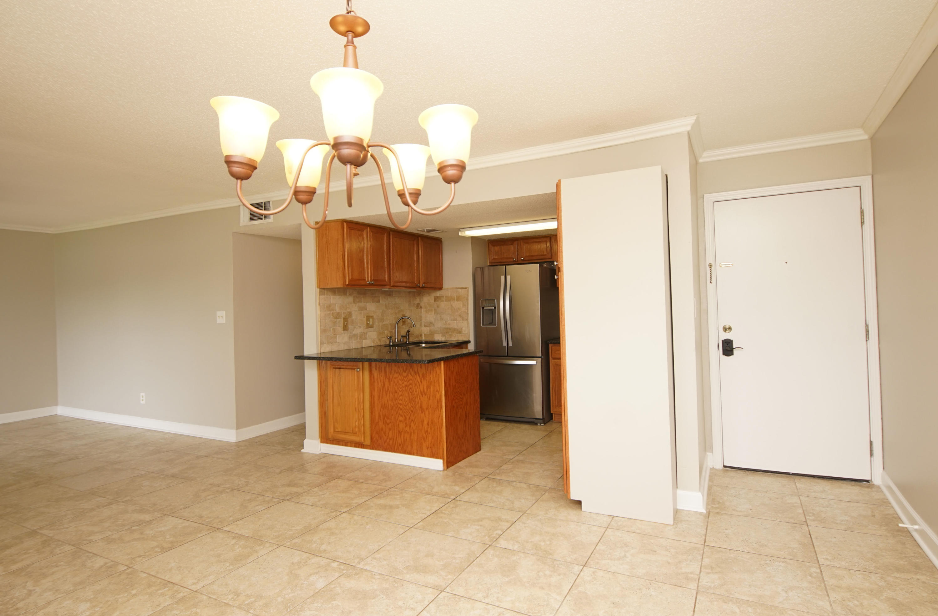 FINISTERRA CONDO - Residential