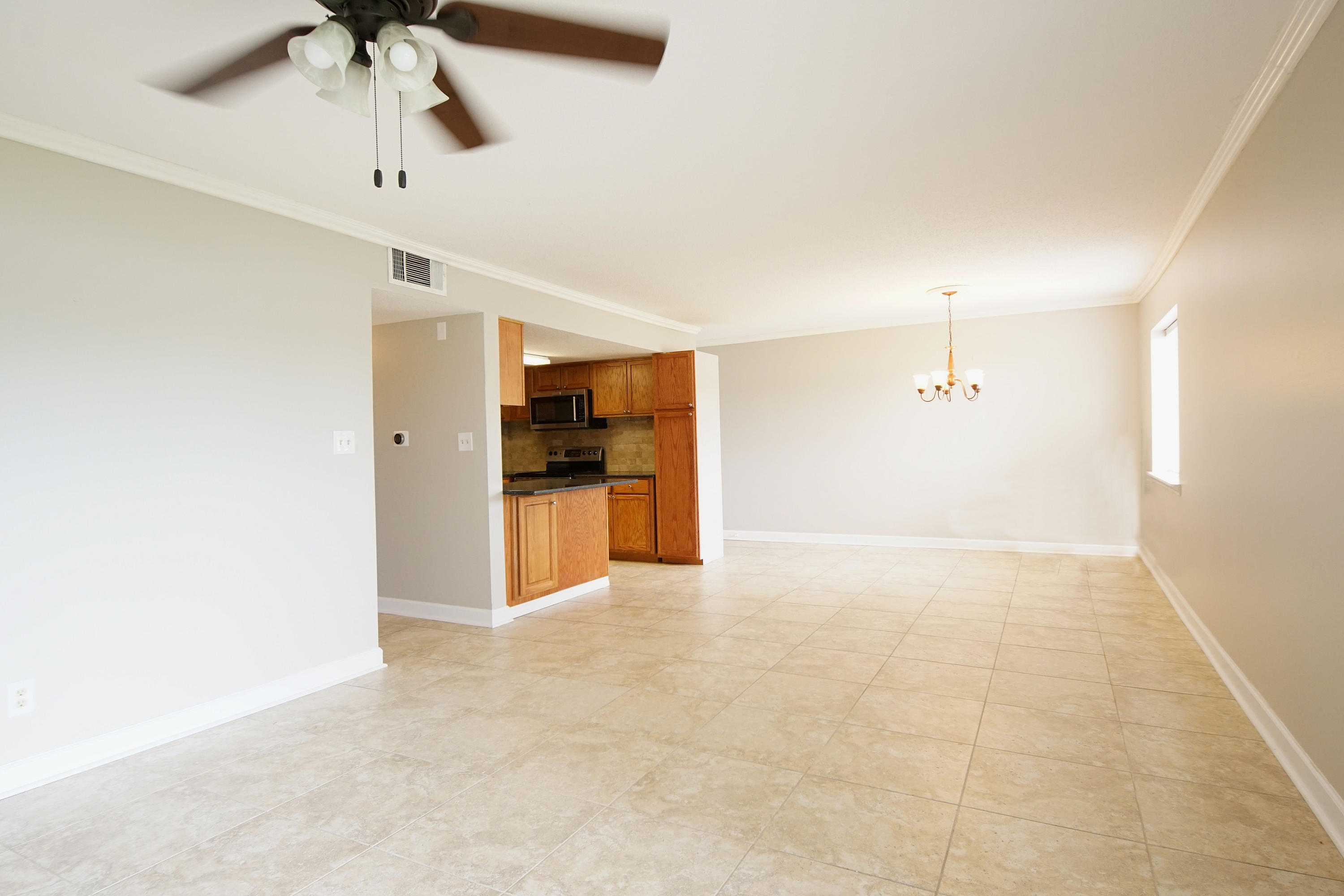 FINISTERRA CONDO - Residential
