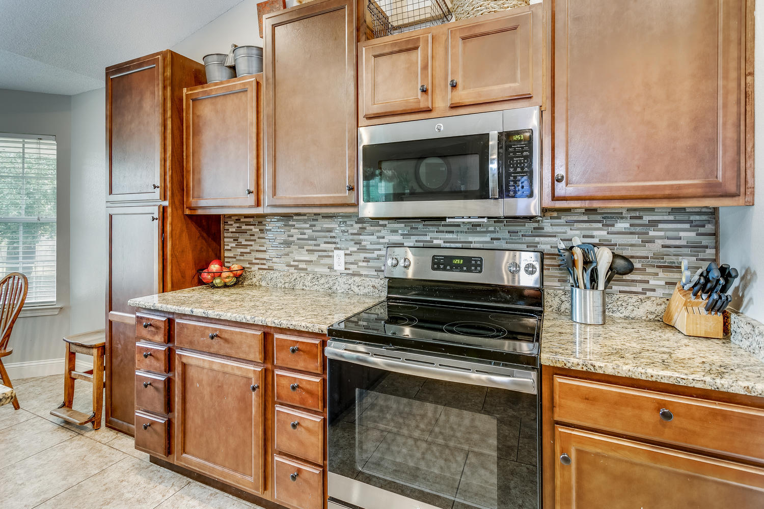 HOLLEY BY THE SEA - Residential