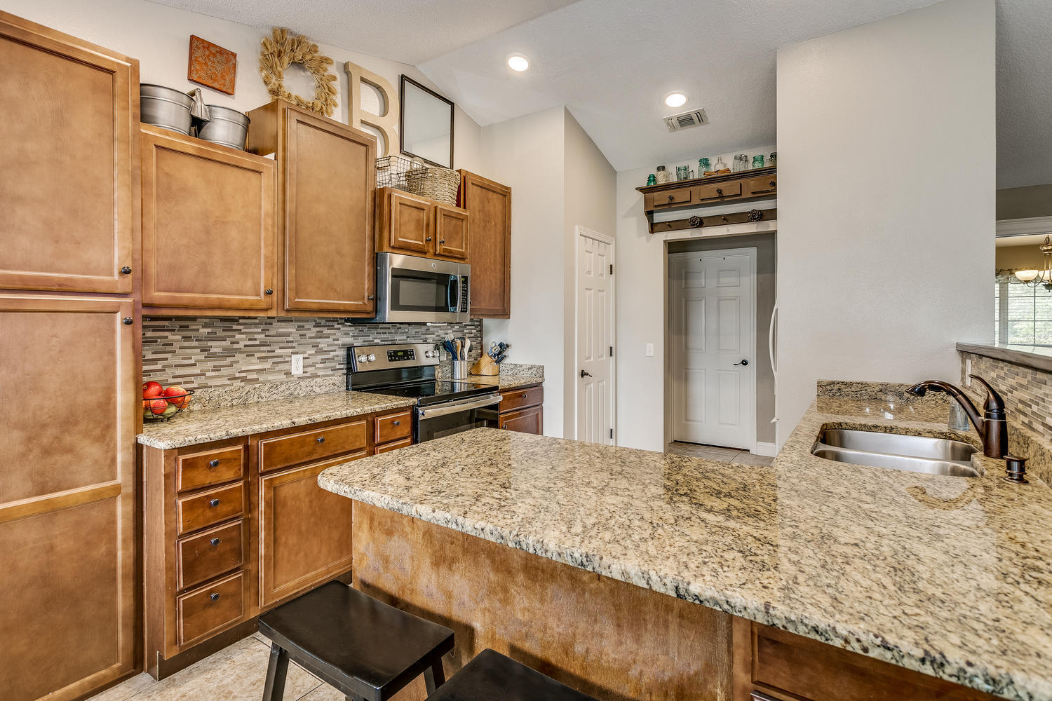 HOLLEY BY THE SEA - Residential