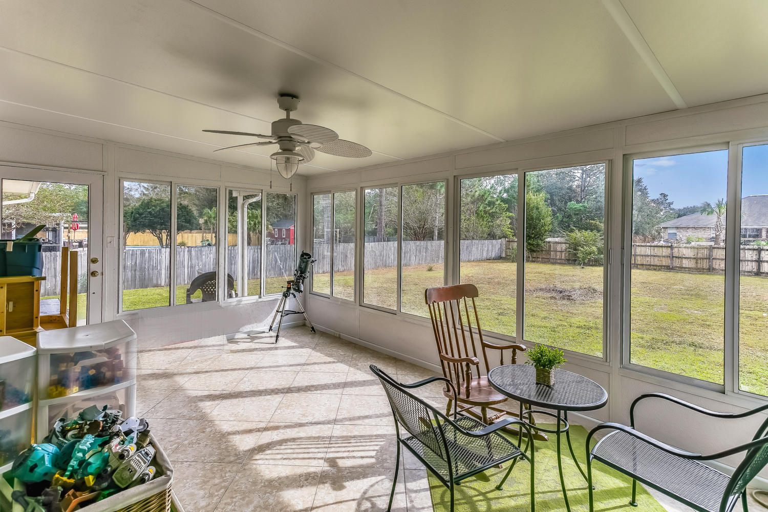 HOLLEY BY THE SEA - Residential