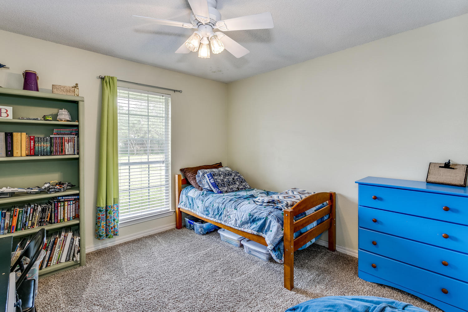 HOLLEY BY THE SEA - Residential