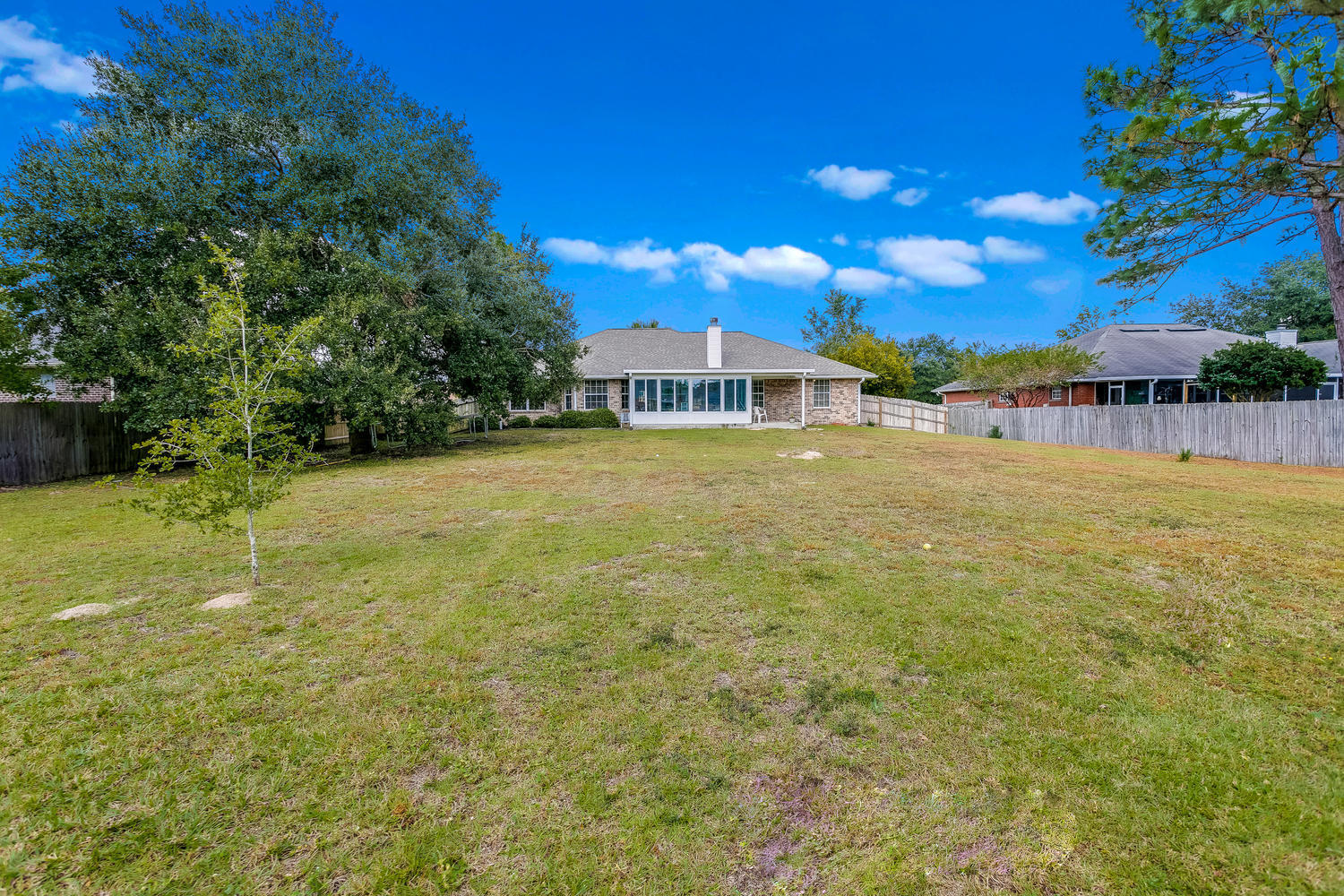 HOLLEY BY THE SEA - Residential