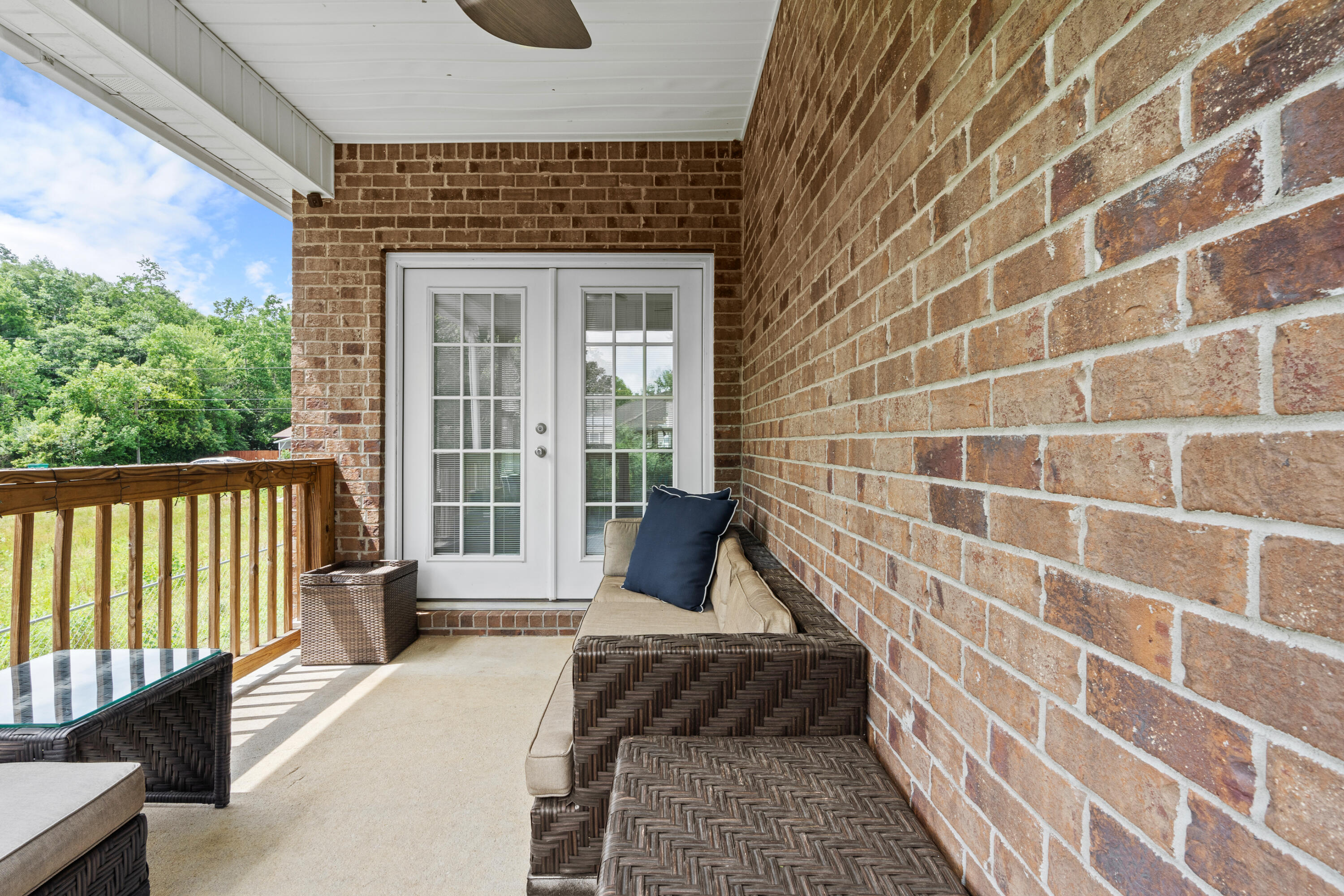CRESCENT HEIGHTS - Residential