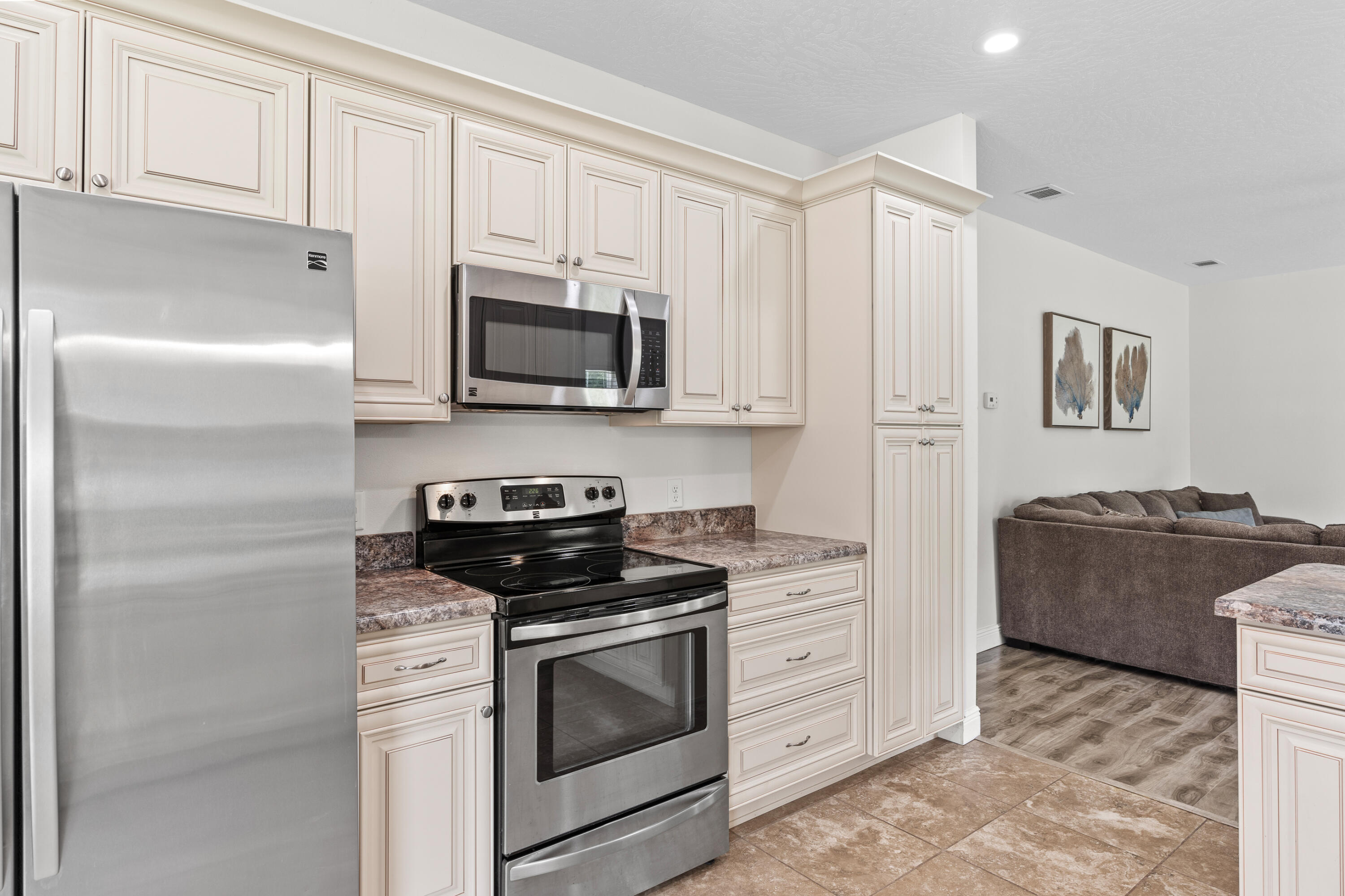 CRESCENT HEIGHTS - Residential