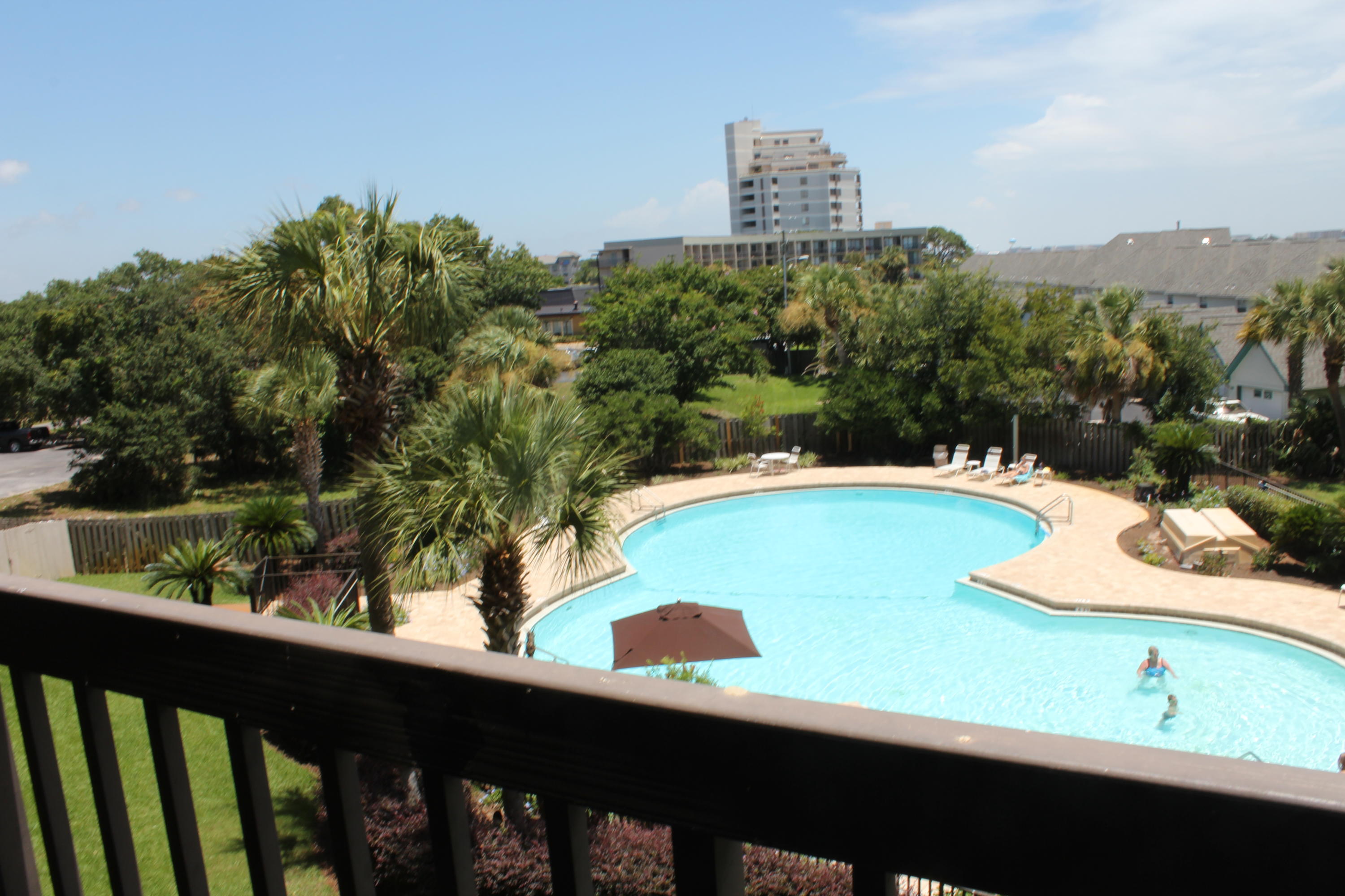 PIRATES BAY PH 1 - Residential