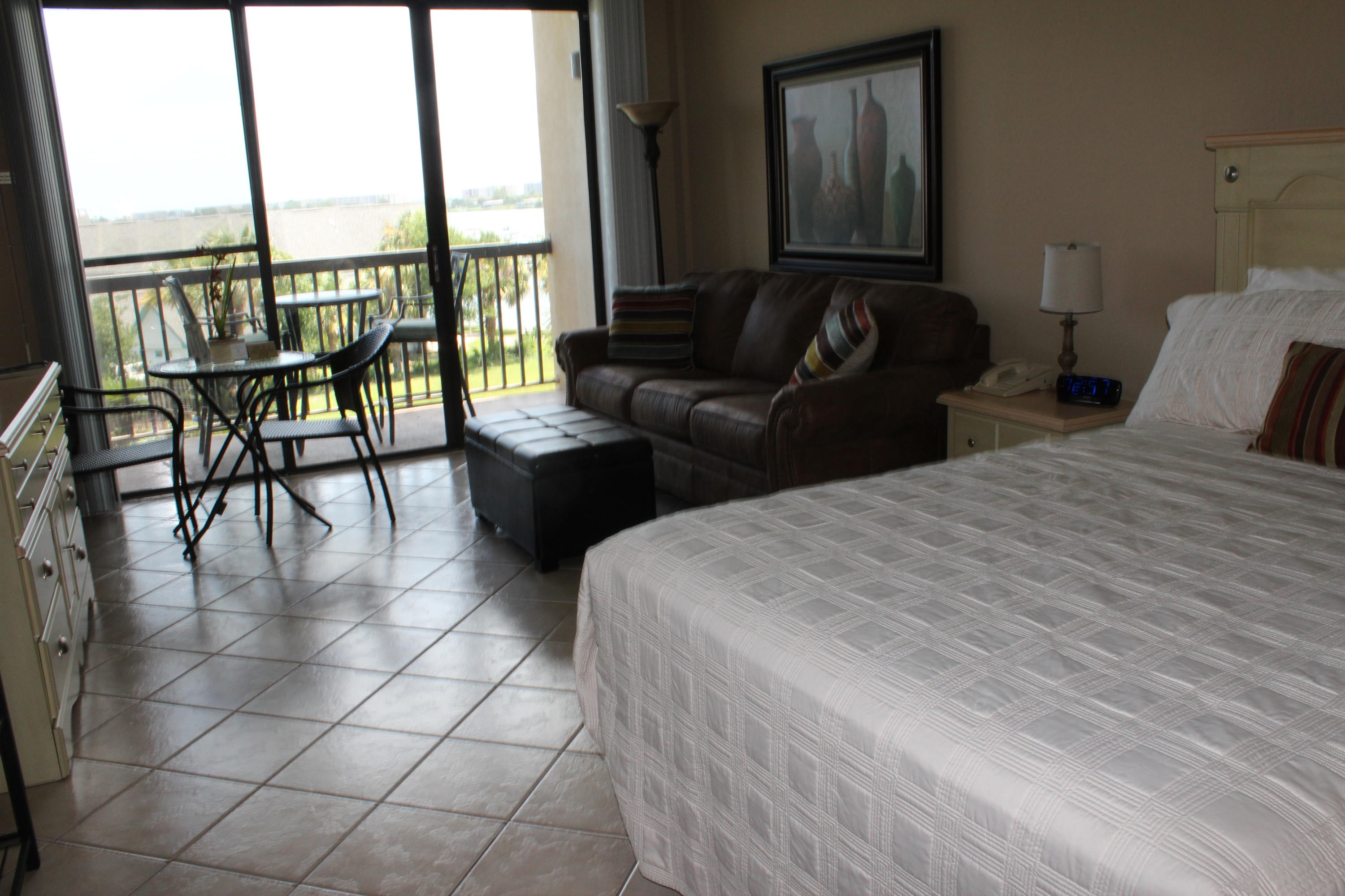 PIRATES BAY PH 1 - Residential