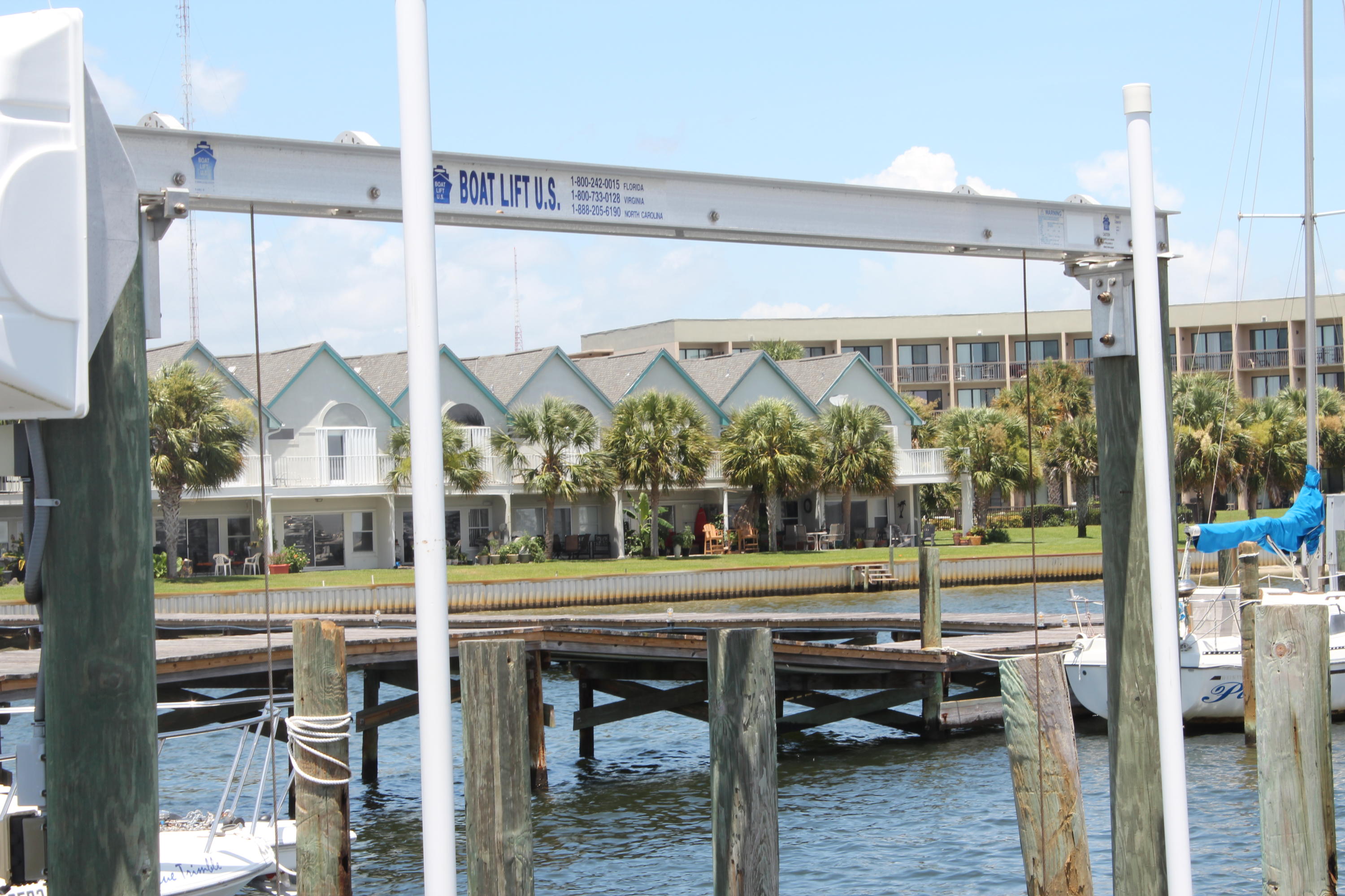 PIRATES BAY PH 1 - Residential